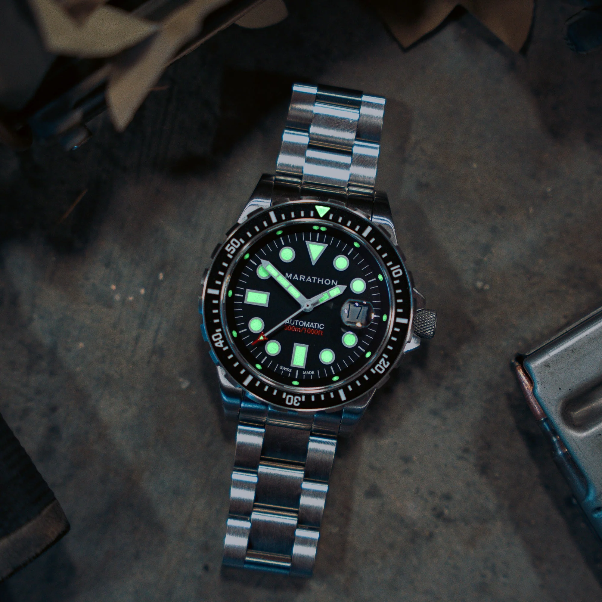 46mm OSAR-D 46mm Original SAR w/ Date with Stainless Steel Bracelet (OSAR-D) Black Dial - Image 2