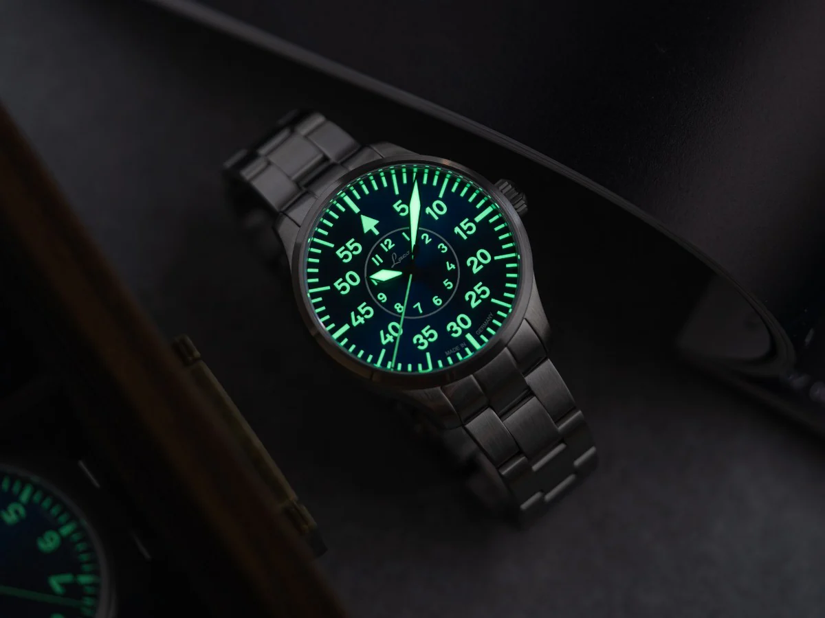 Aachen Blaue Stunde 42 MB metal strap | Blue Dial - Image 3