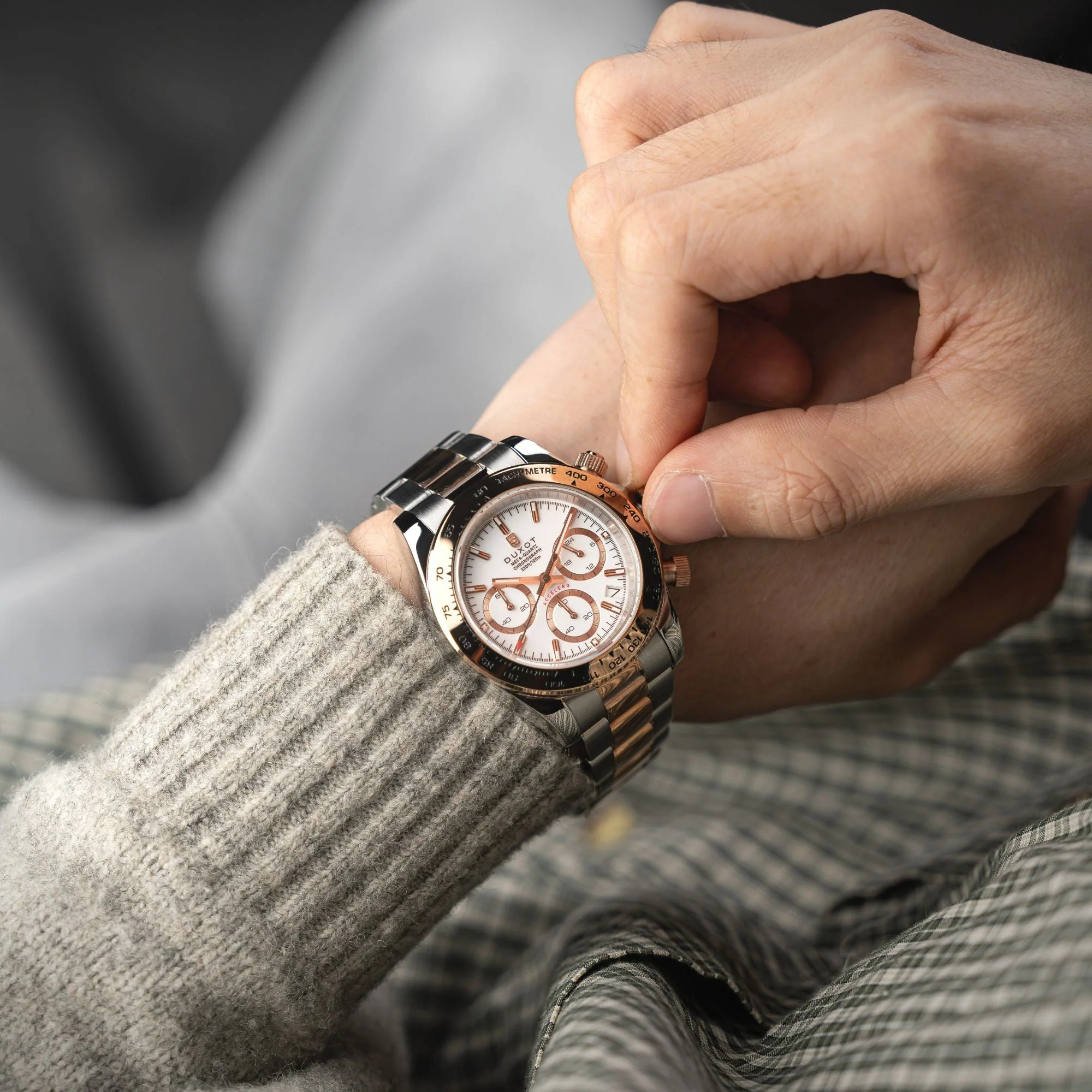 Accelero Chronograph White / Two-tone Stainless Steel | White Dial - Image 2