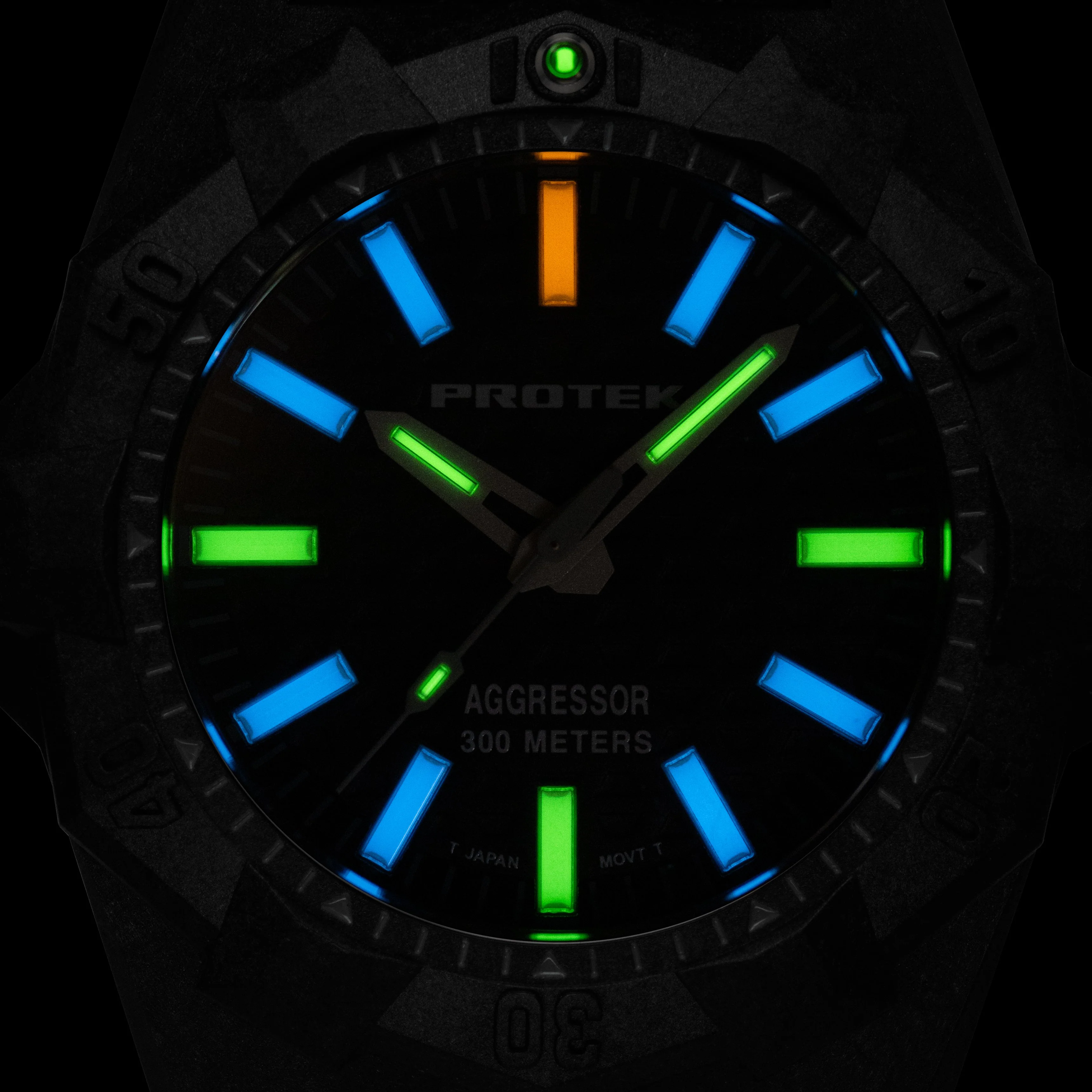 AGGRESSOR 4000 DIVE SERIES Carbon/Orange/Charcoal | Orange Dial - Image 2