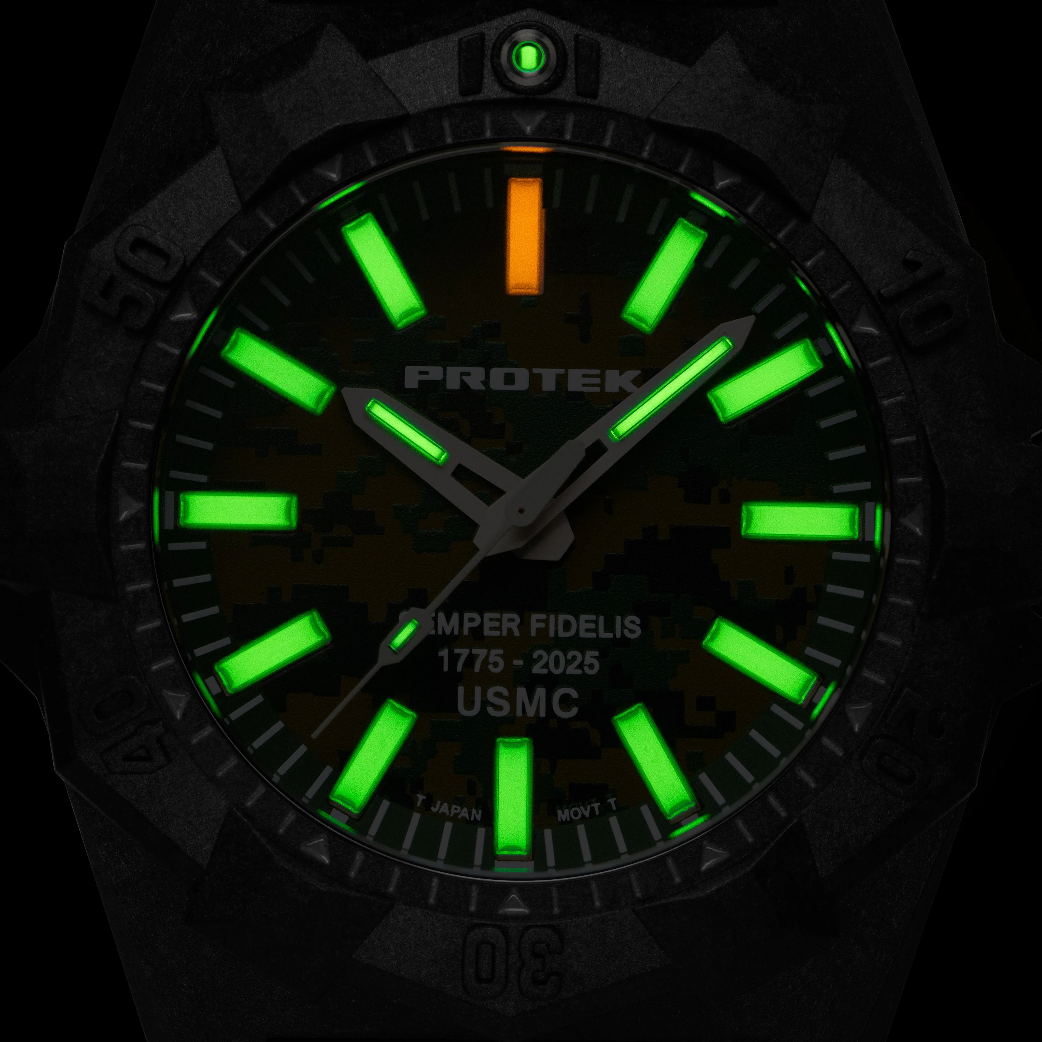 AGGRESSOR 4100 DIVE SEMPER FIDELIS SERIES Carbon/Gray MARPAT Camo/Charcoal | Gray Camo Dial - Image 2