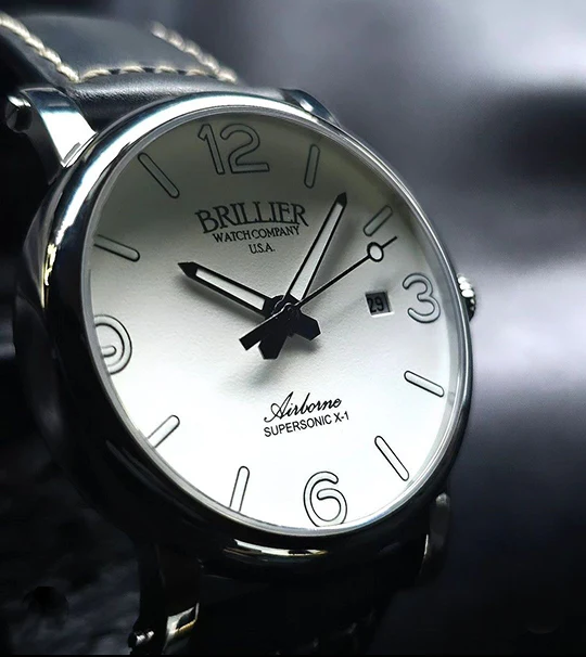 AIRBORNE COLLECTION 42MM | Off-White Dial - Image 3