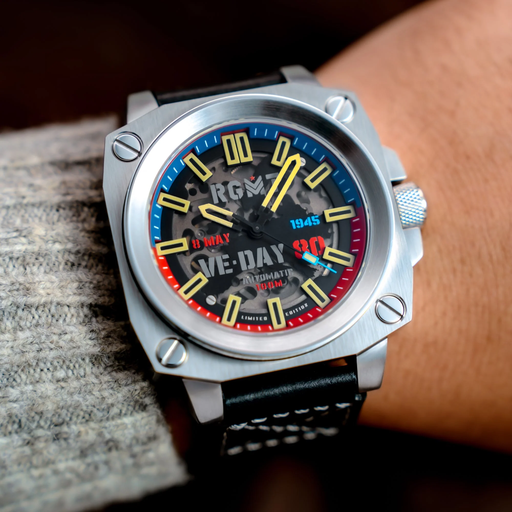 ALTIMETER SKELETON AUTOMATIC VE-DAY 80TH LIMIITED EDITION BLACK / LEATHER | Black Dial - Image 2