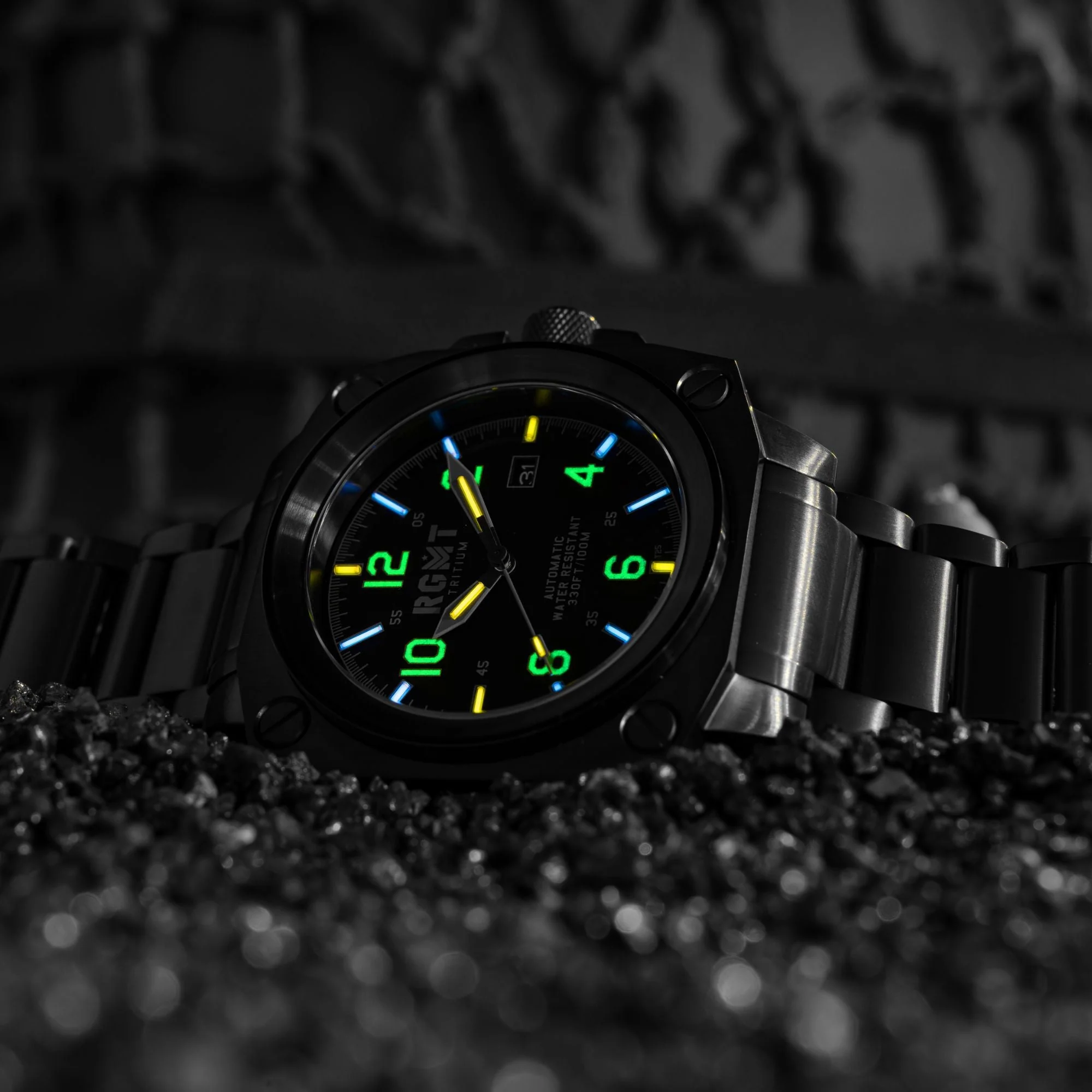 Altimeter Tritium Automatic Black /Stainless Steel | Black Dial - Image 3