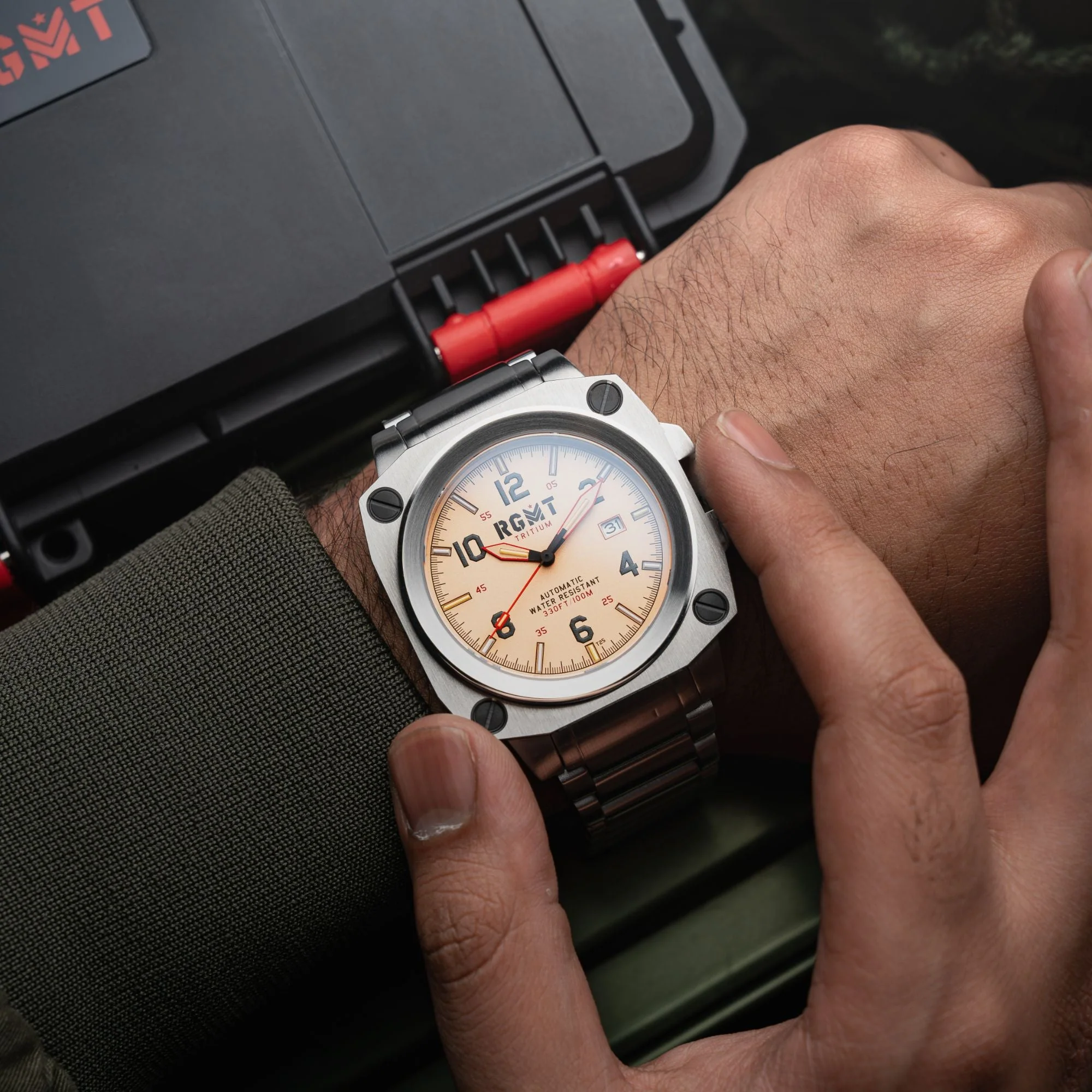 Altimeter Tritium Automatic Cream /Stainless Steel Cream Dial - Image 2