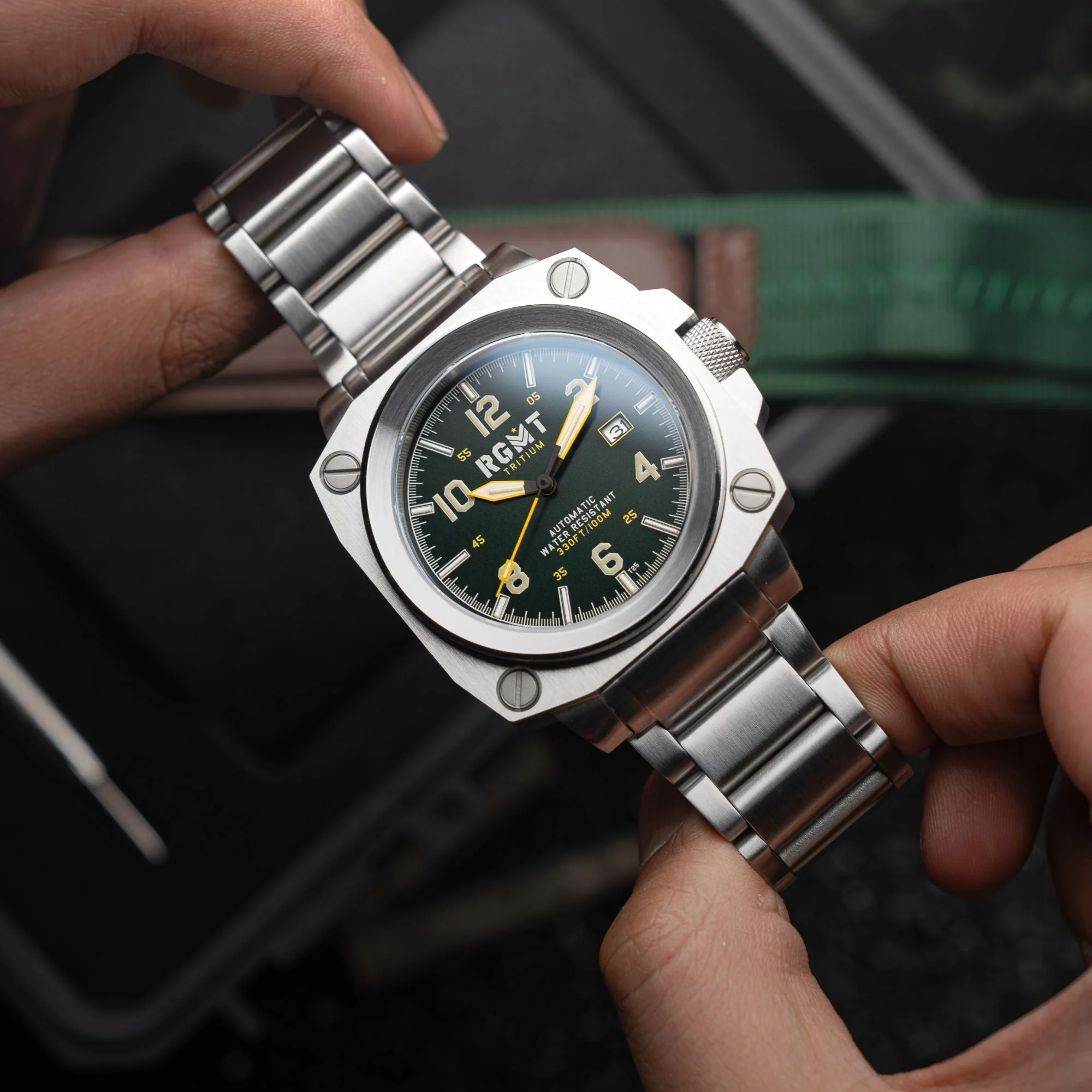 Altimeter Tritium Automatic Green /Stainless Steel | Green Dial - Image 4