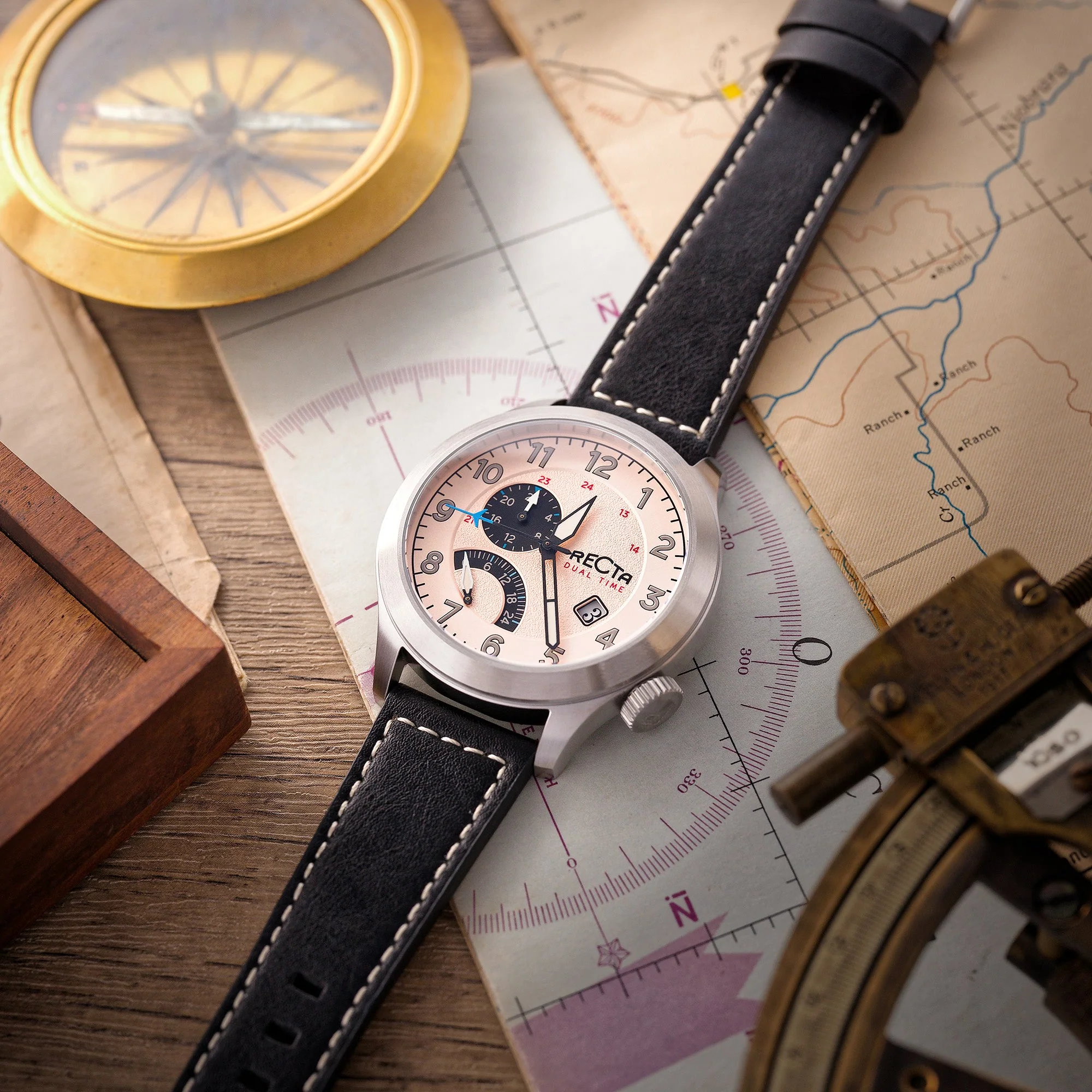 Altitude Japan Quartz Rose Gold / Leather |  Dial - Image 2