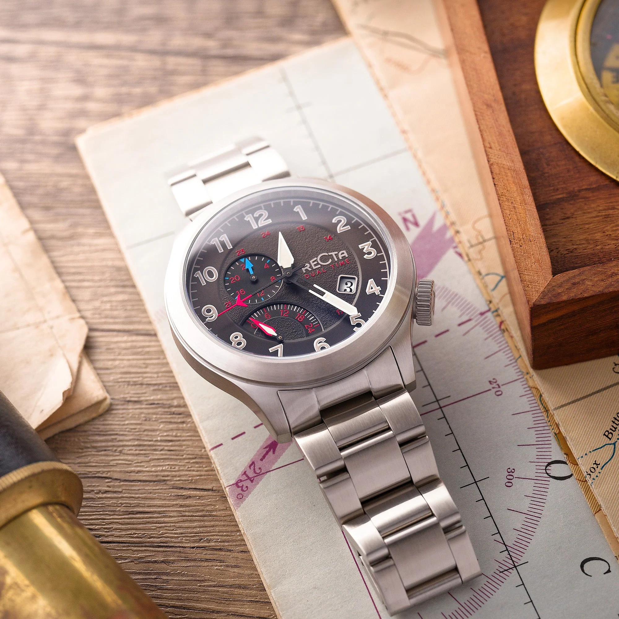 Altitude Japan Quartz Black / Stainless Steel | Dial - Image 3