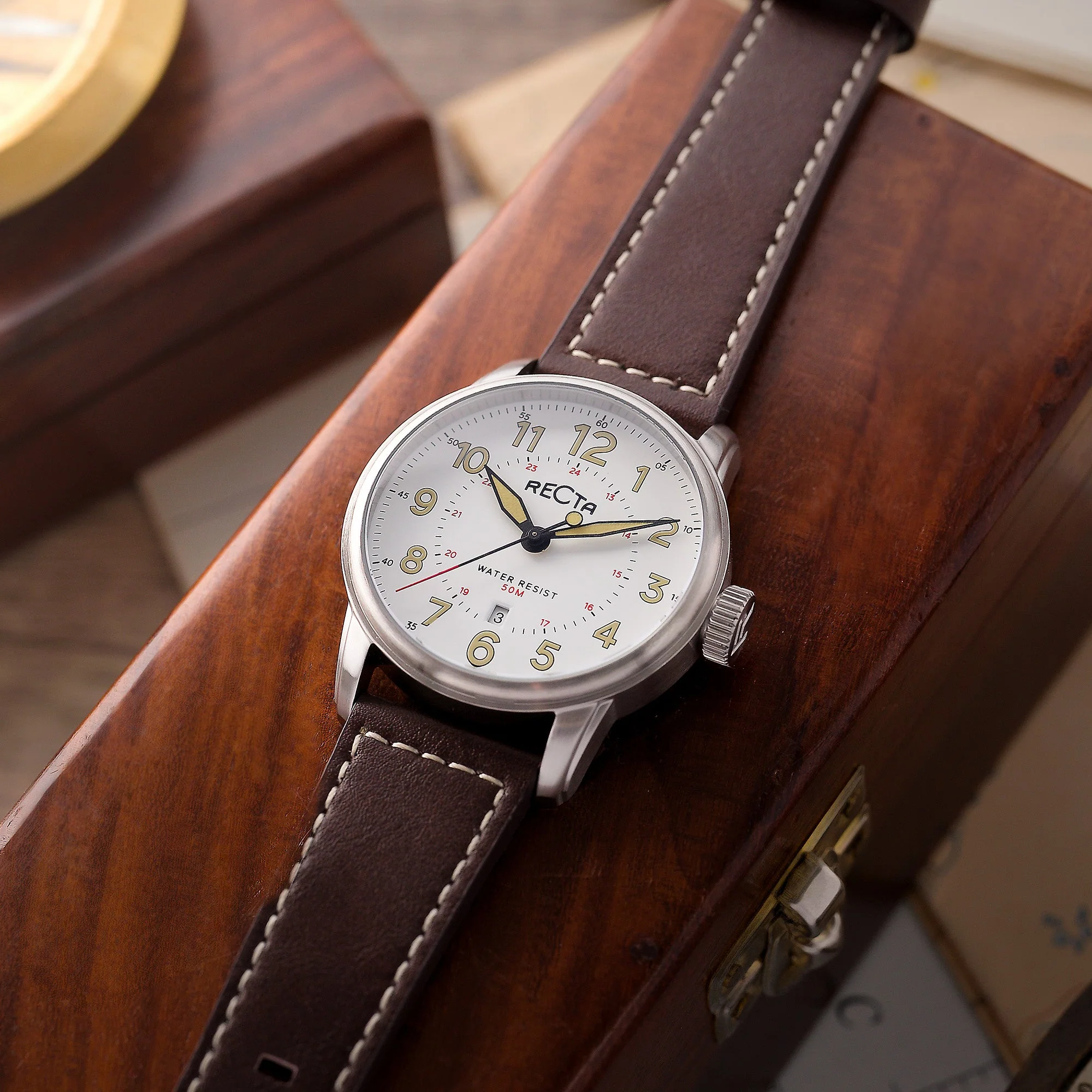 Altitude Japan Quartz White / Leather | Notched Caseback Dial - Image 2