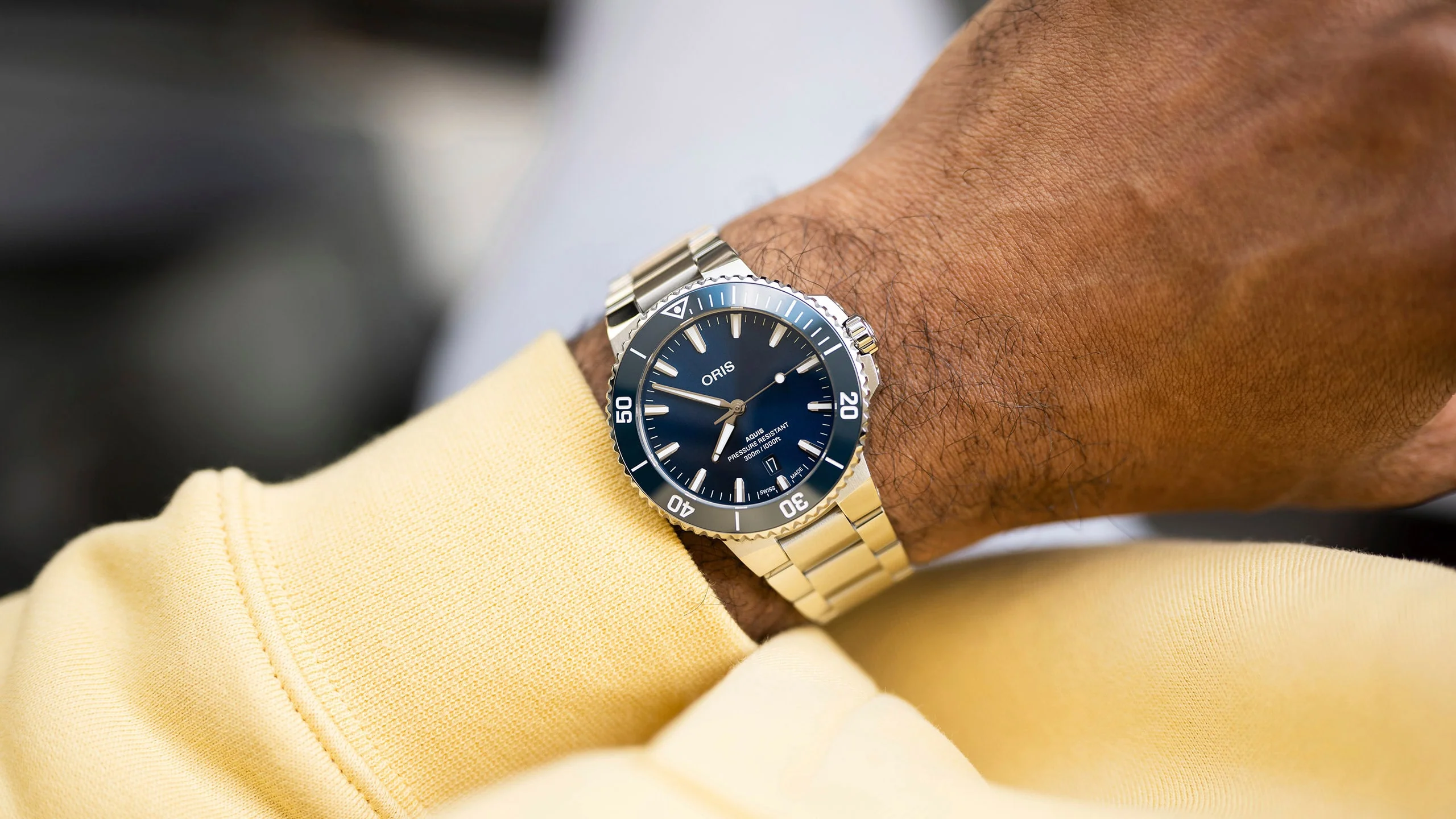Aquis Date 41.5mm | Blue Dial - Image 2