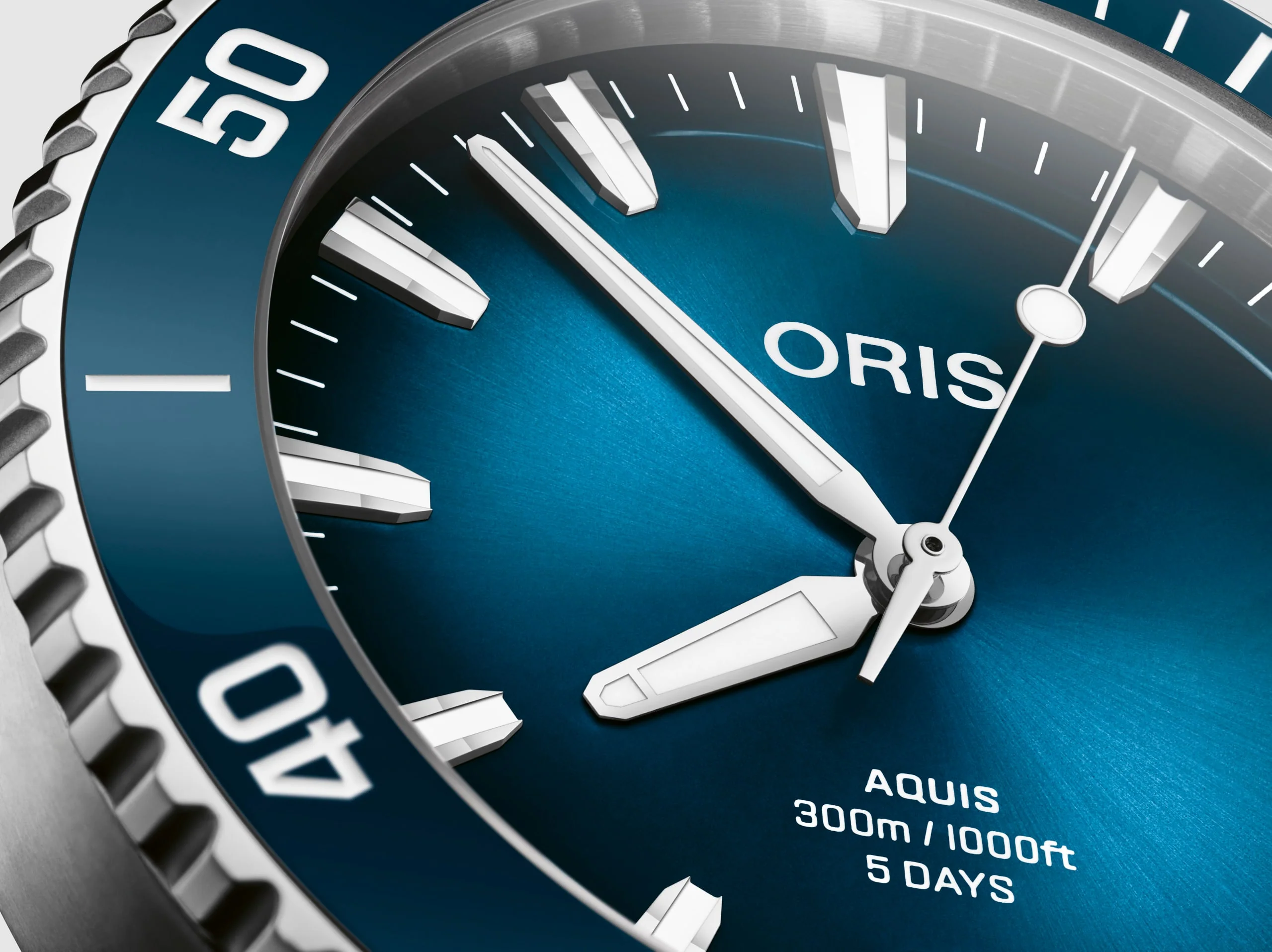 AQUIS DATE CALIBRE 400 43.5mm | Blue Dial - Image 4