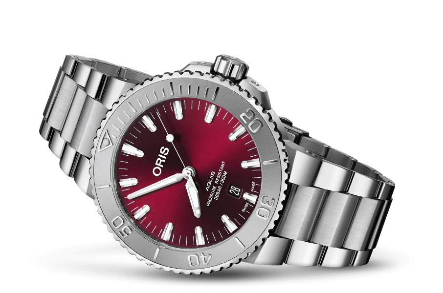 Aquis Date Relief 43.5mm | Red Dial - Image 2