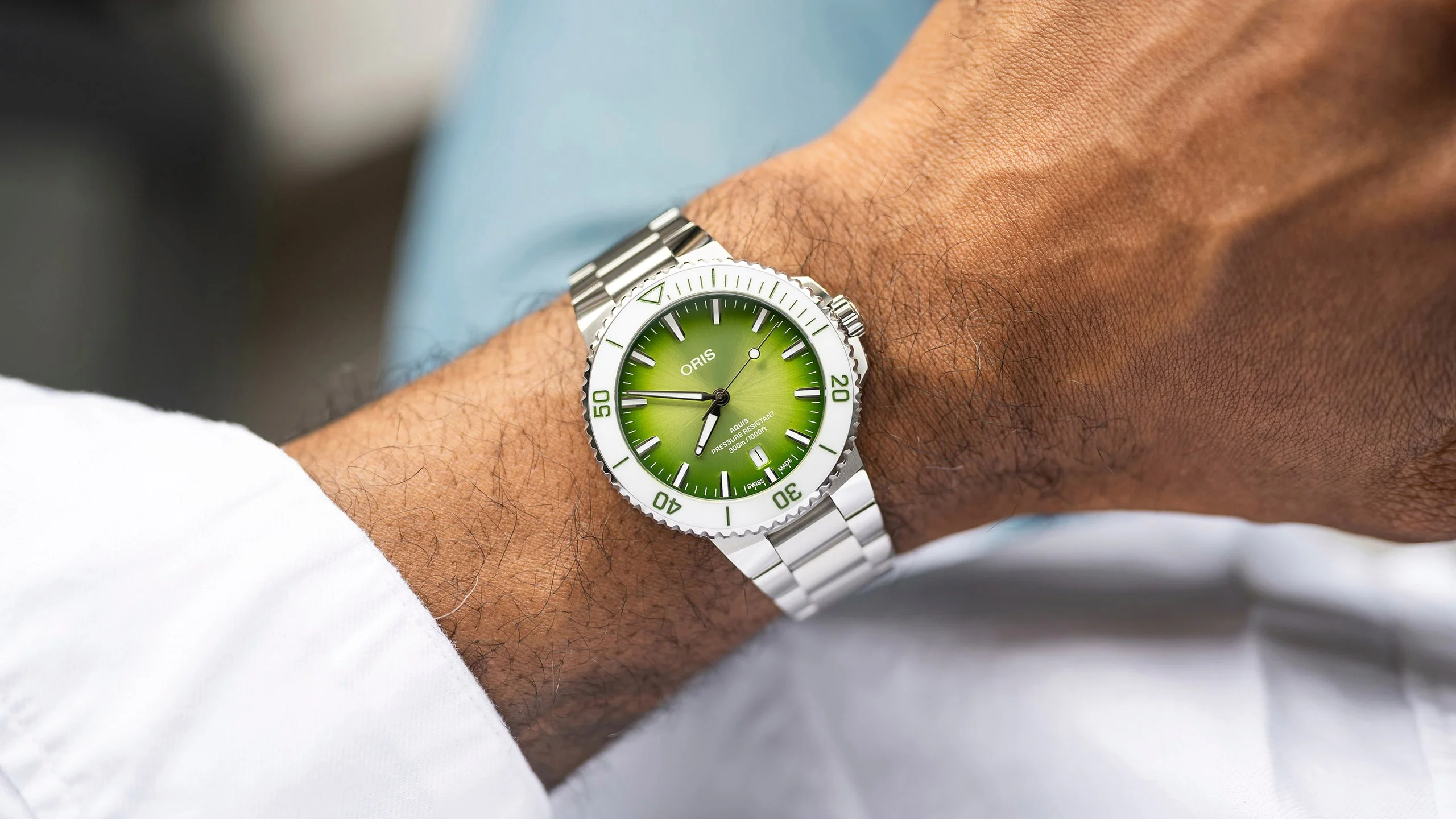 Aquis Date Taste of Summer Green | Green Dial - Image 5