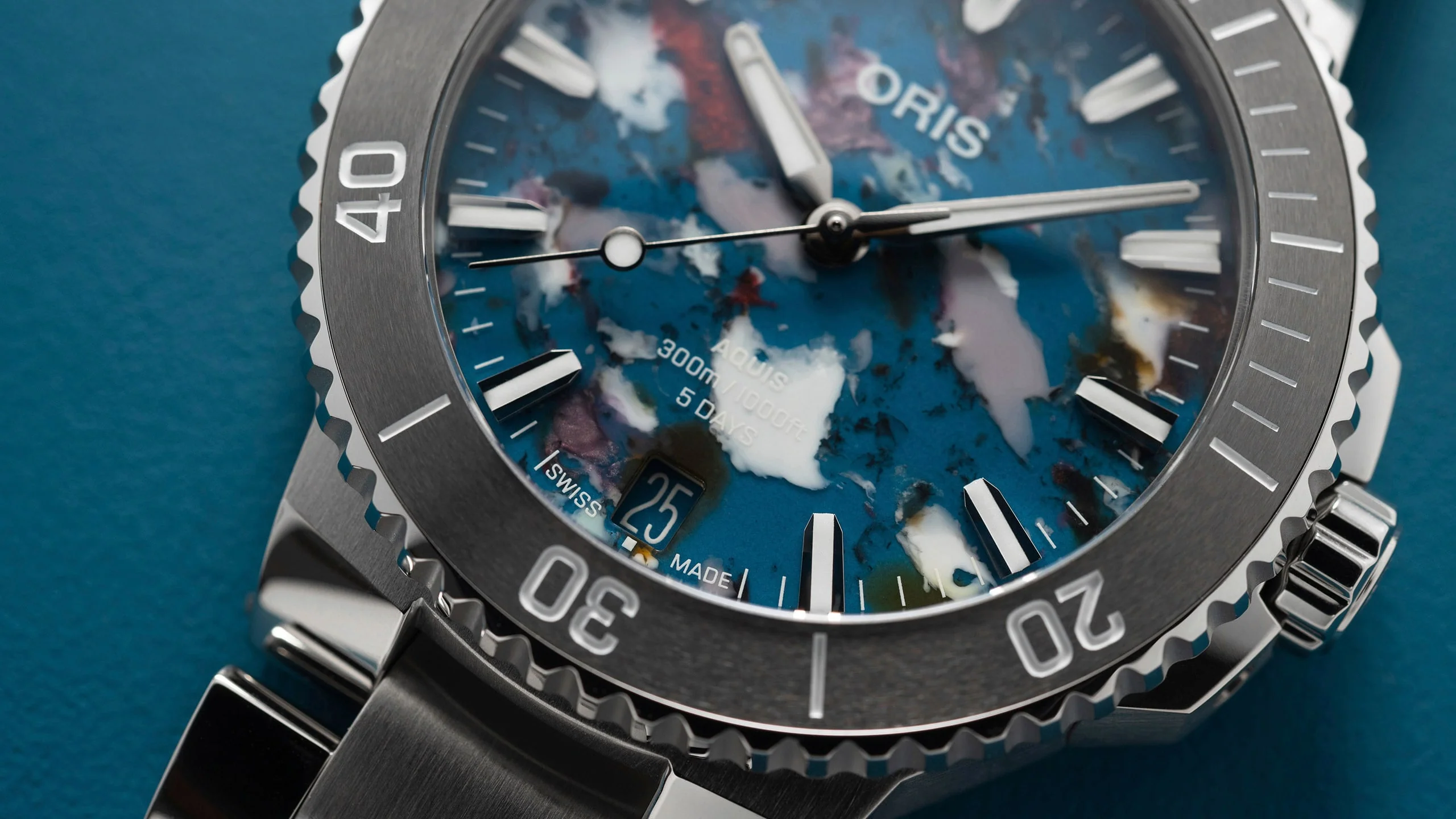 Aquis Date Upcycle Cal 400 | Blue Dial - Image 3