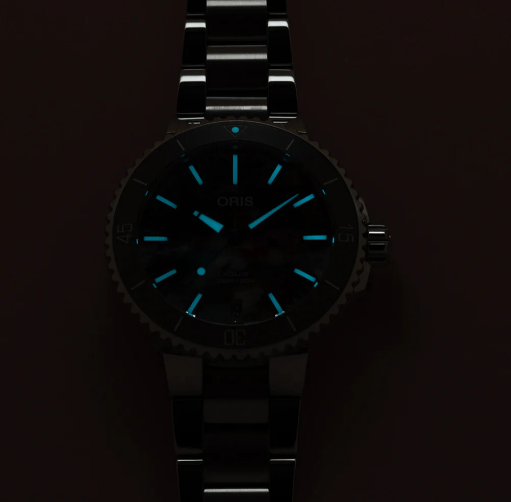 Aquis Date Upcycle 41.5mm | Multi-colored Dial - Image 4