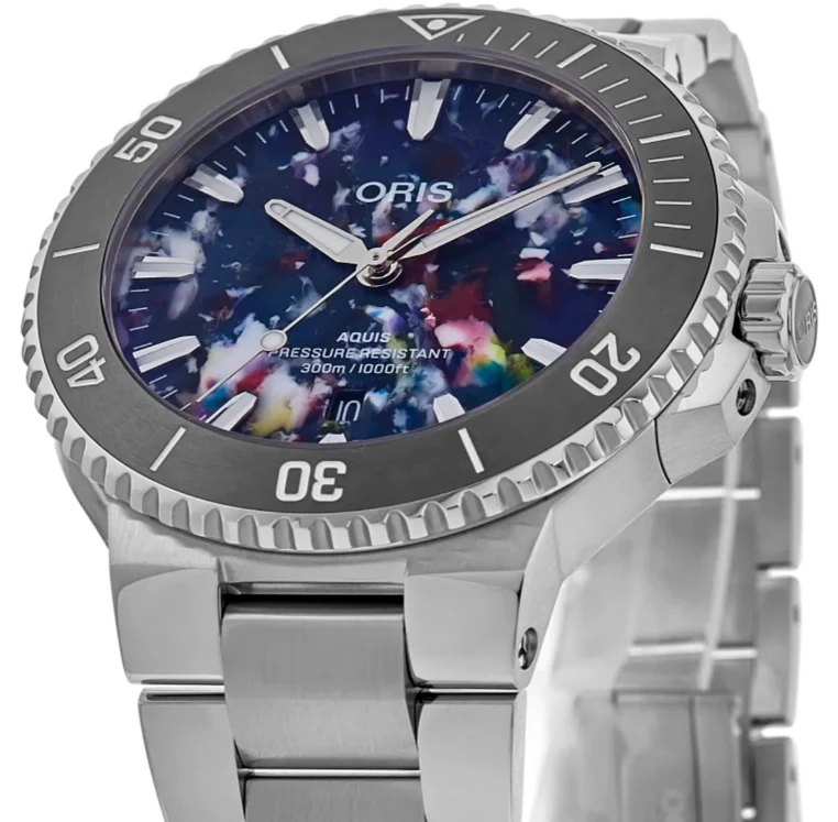 Aquis Date Upcycle 43.5mm | Multi-colored Dial - Image 2