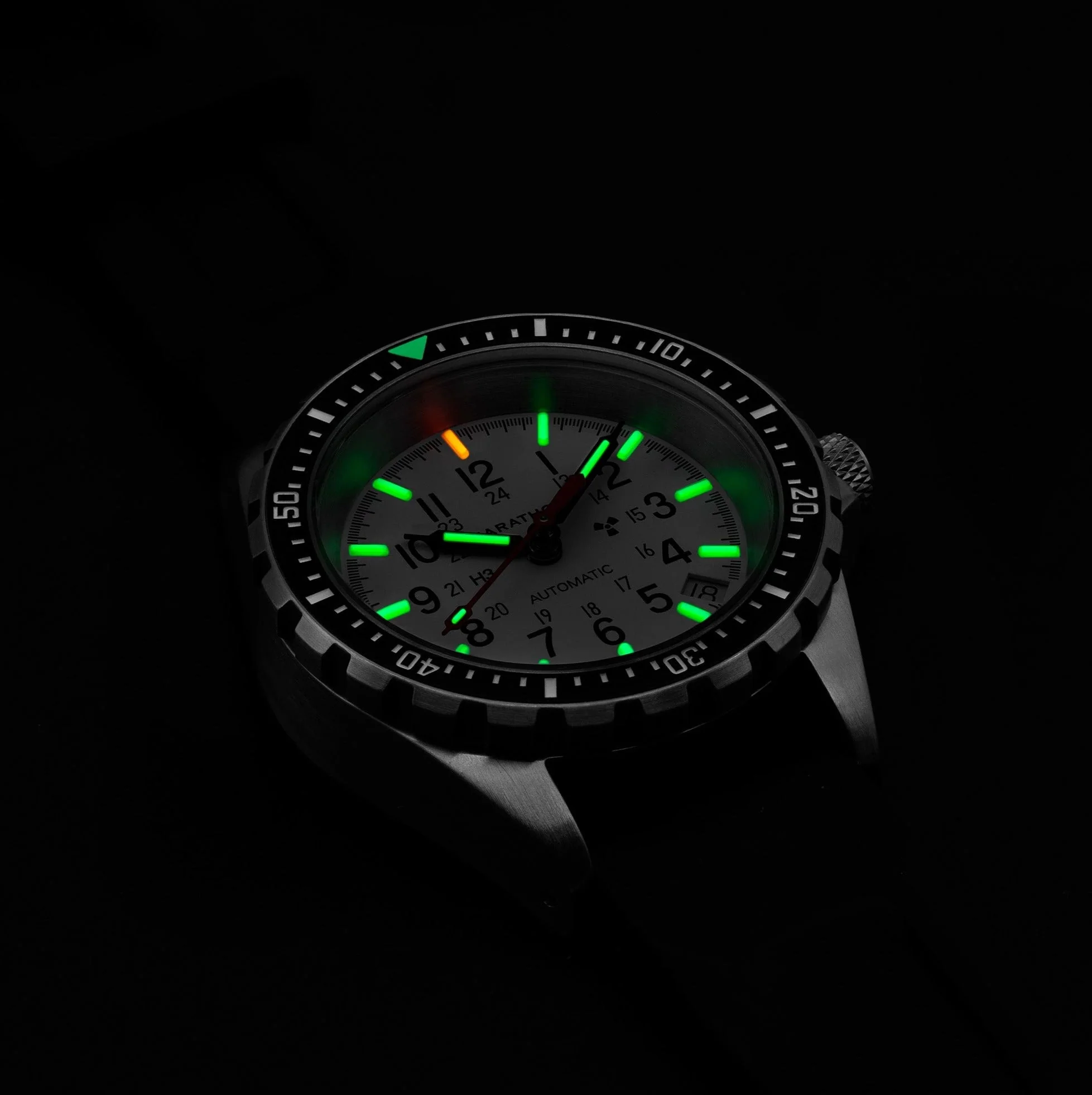Divers Auto Medium Search and Rescue White NGM/Rubber | Arctic White Dial - Image 15