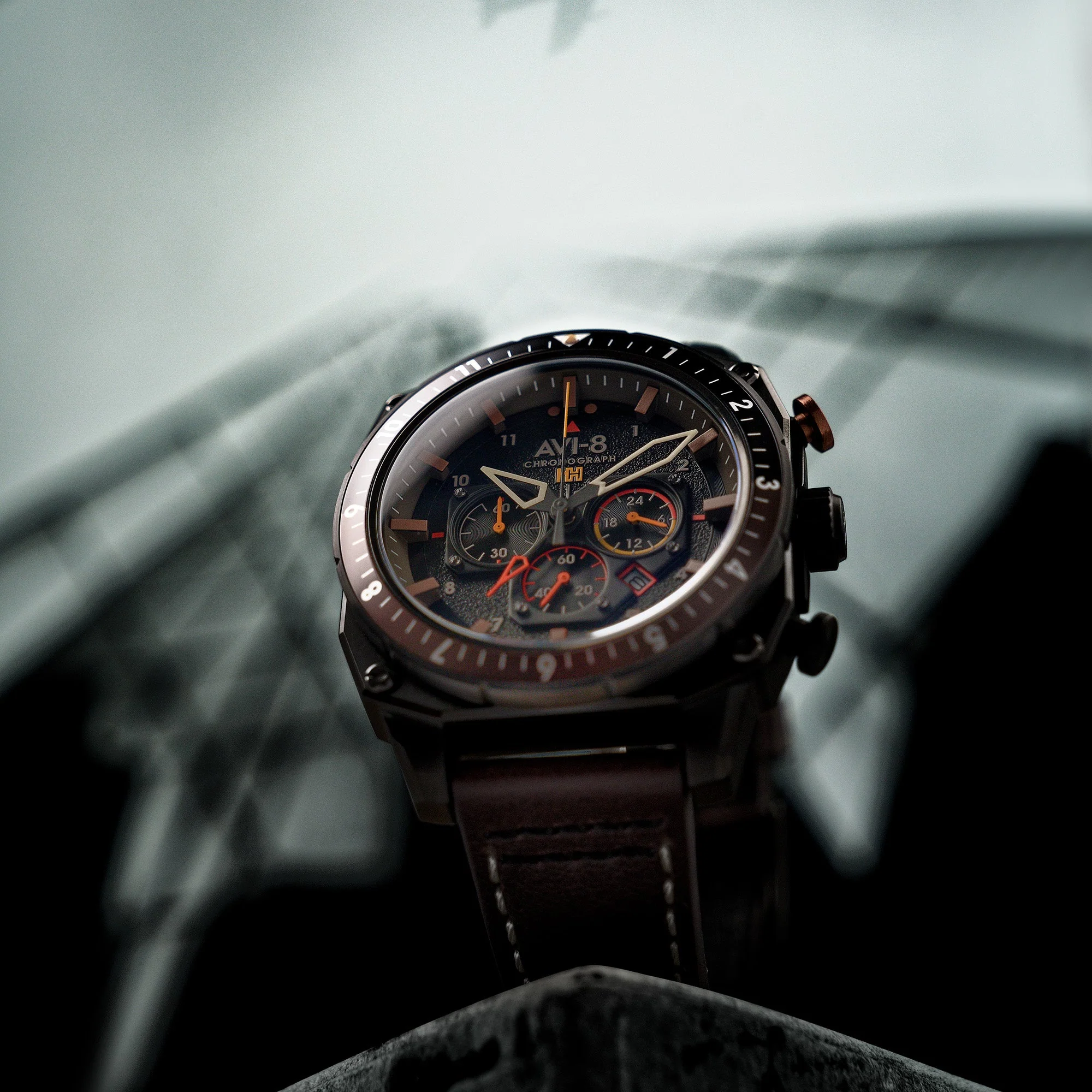 ATLAS DUAL TIME CHRONOGRAPH BLACK / LEATHER | Black Dial - Image 4