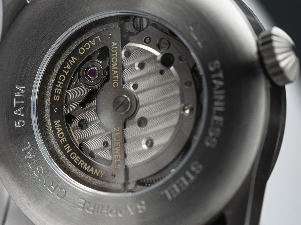 Augsburg Grau 42 Automatic / Metal Bracelet | Gray Dial - Image 7