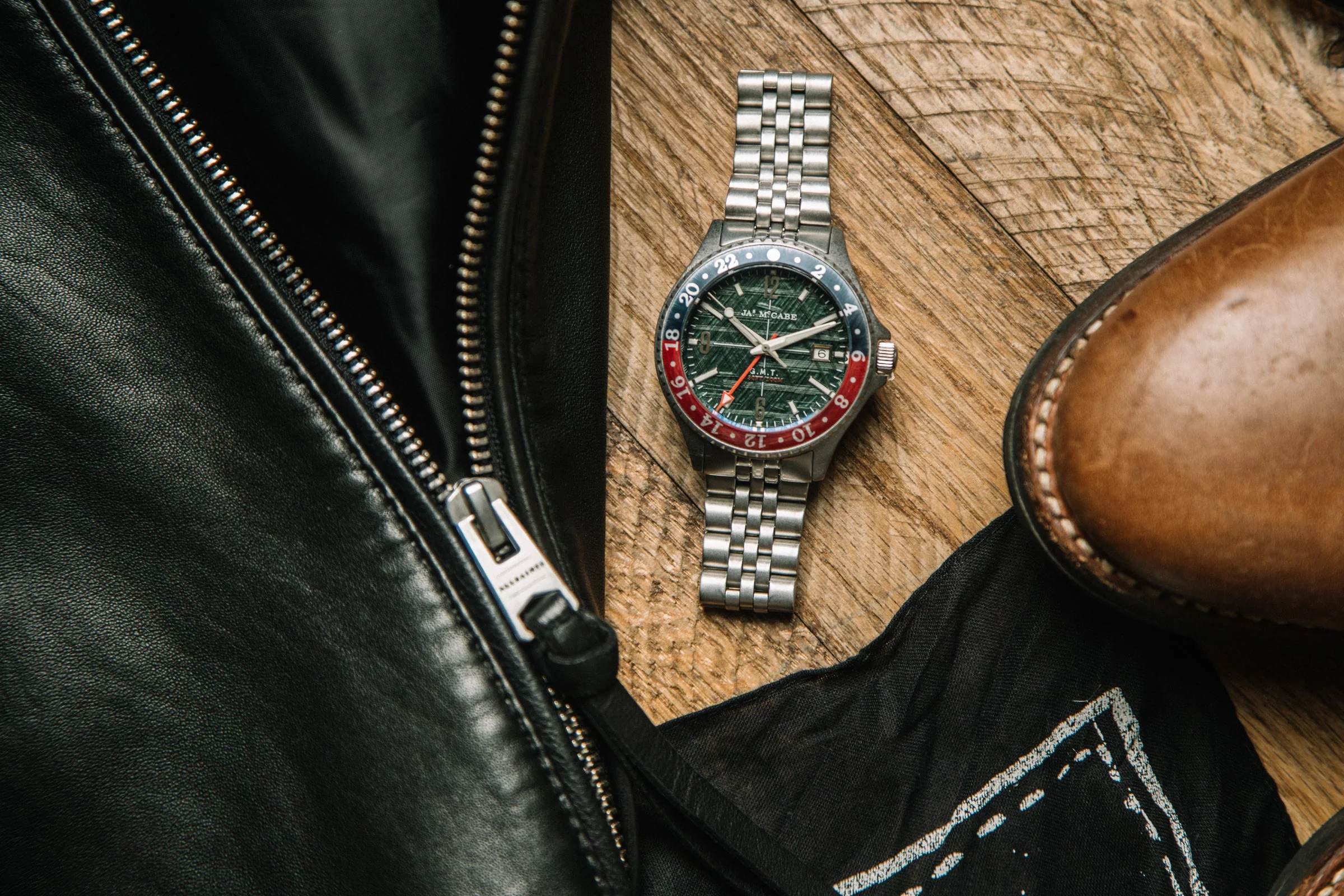Baja GMT GREEN / STAINLESS STEEL | Green Dial - Image 4