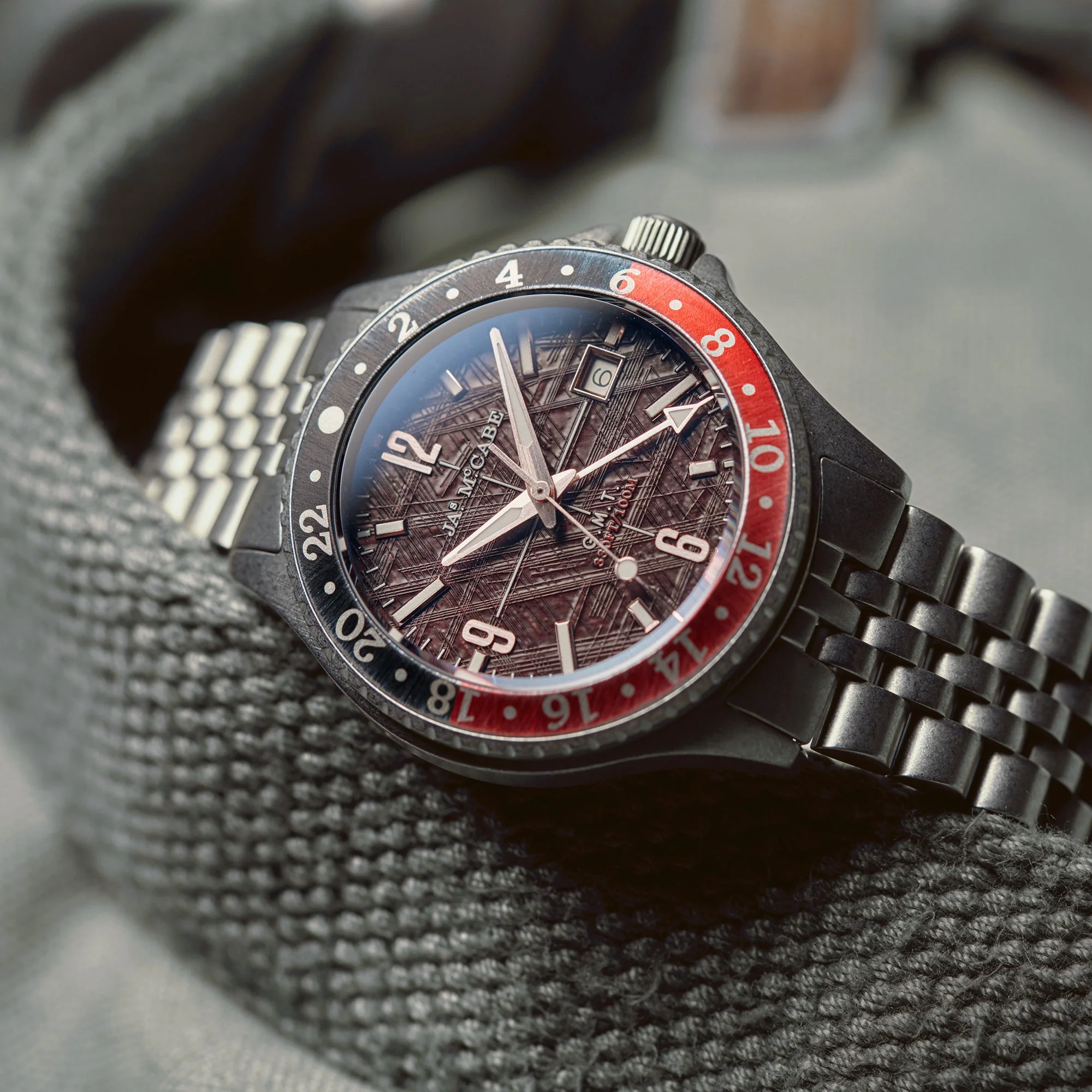 Baja GMT Red & Black / Stainless Steel | Brown Dial - Image 2