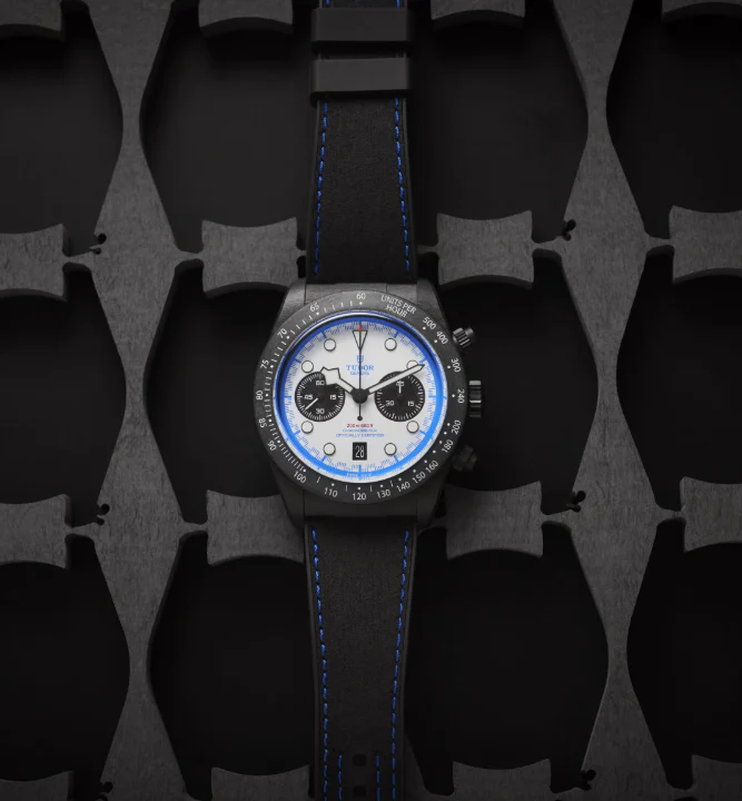 Black Bay Chrono Carbon 25 | White Dial - Image 3
