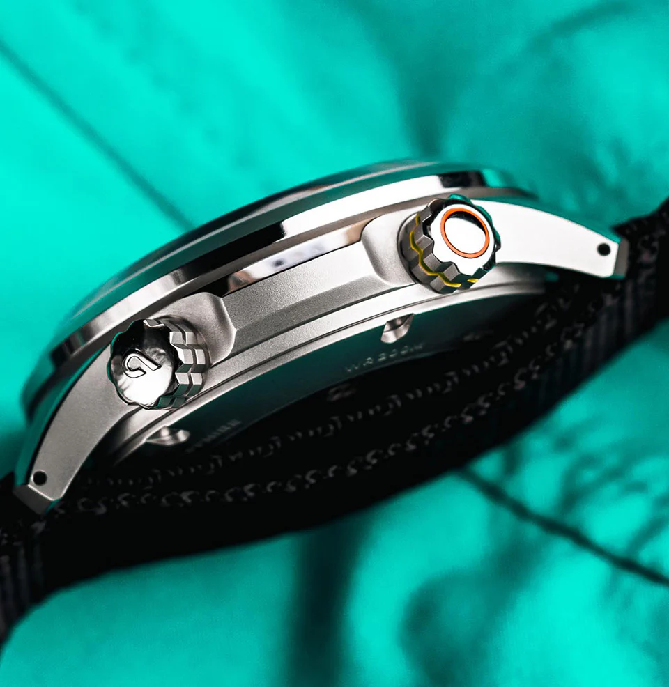 Boldr Boldr BOLDR x Worn & Wound 3xt GMT Limited Edition (Gray / Black Strap) (Gray / Black Strap) - Image 7