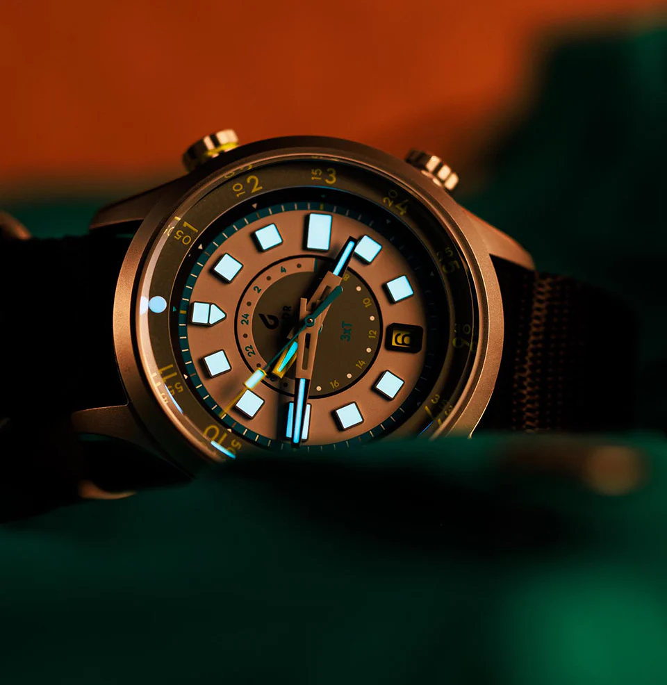 Boldr Boldr BOLDR x Worn & Wound 3xt GMT Limited Edition (Gray / Black Strap) (Gray / Black Strap) - Image 8