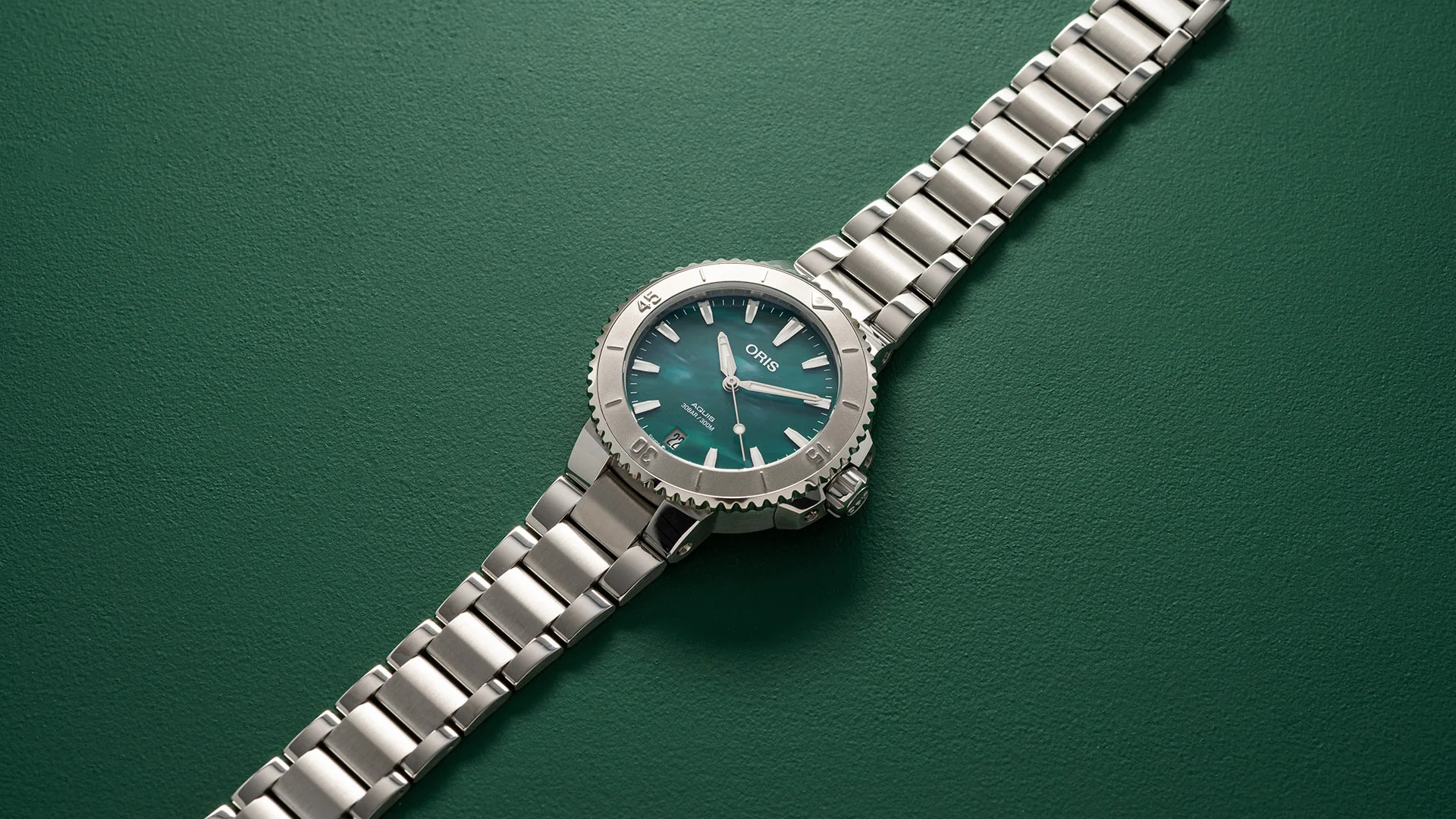Bracenet 36.5 mm | Green Dial - Image 4