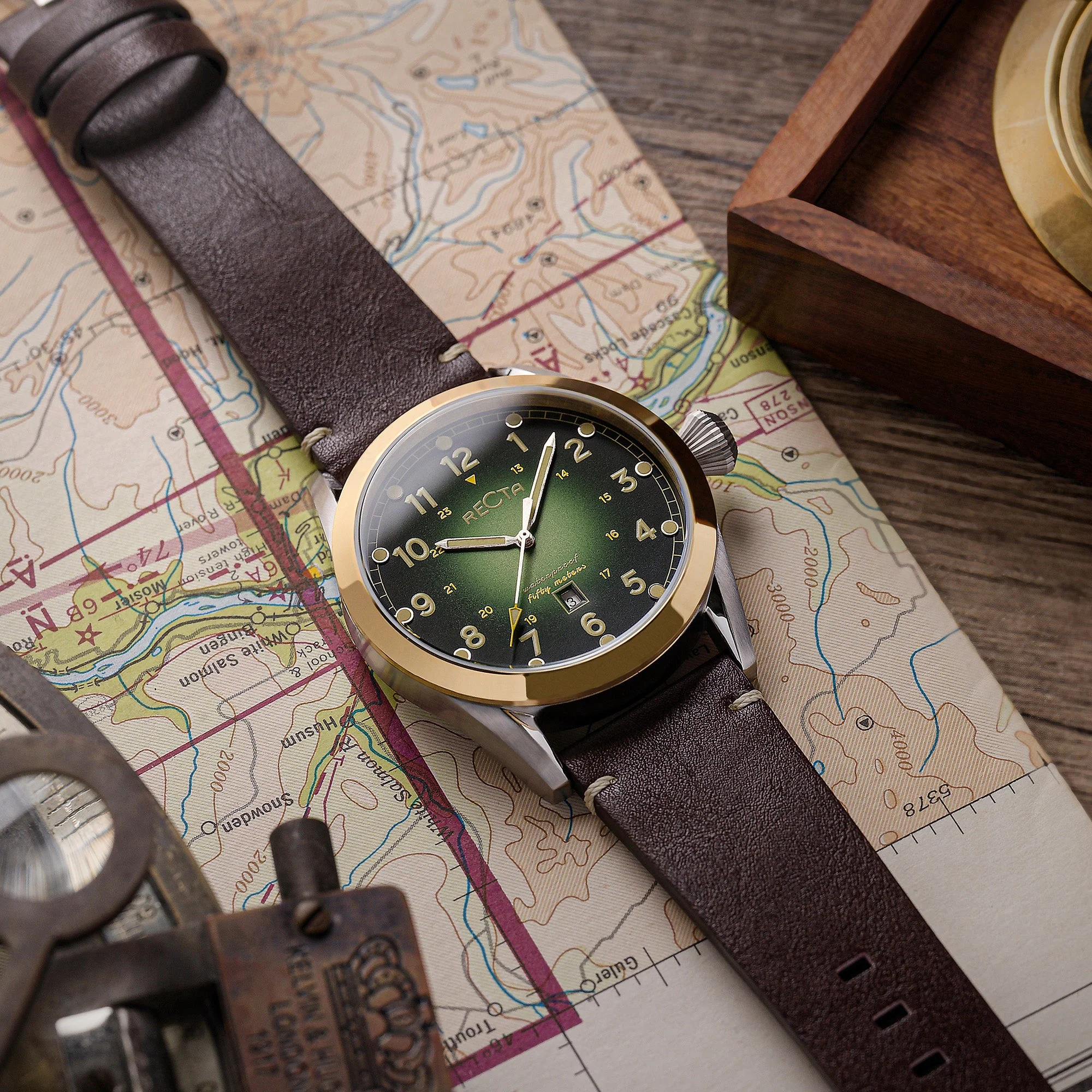 Cavalier Japan Quartz Green / Leather |  Dial - Image 4
