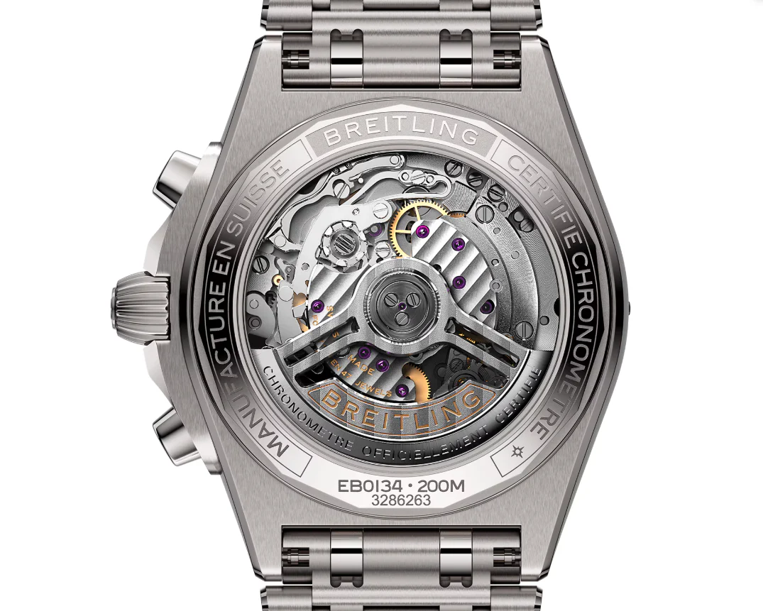 Chronomat B01 42mm / Titanium | Gray Dial - Image 2
