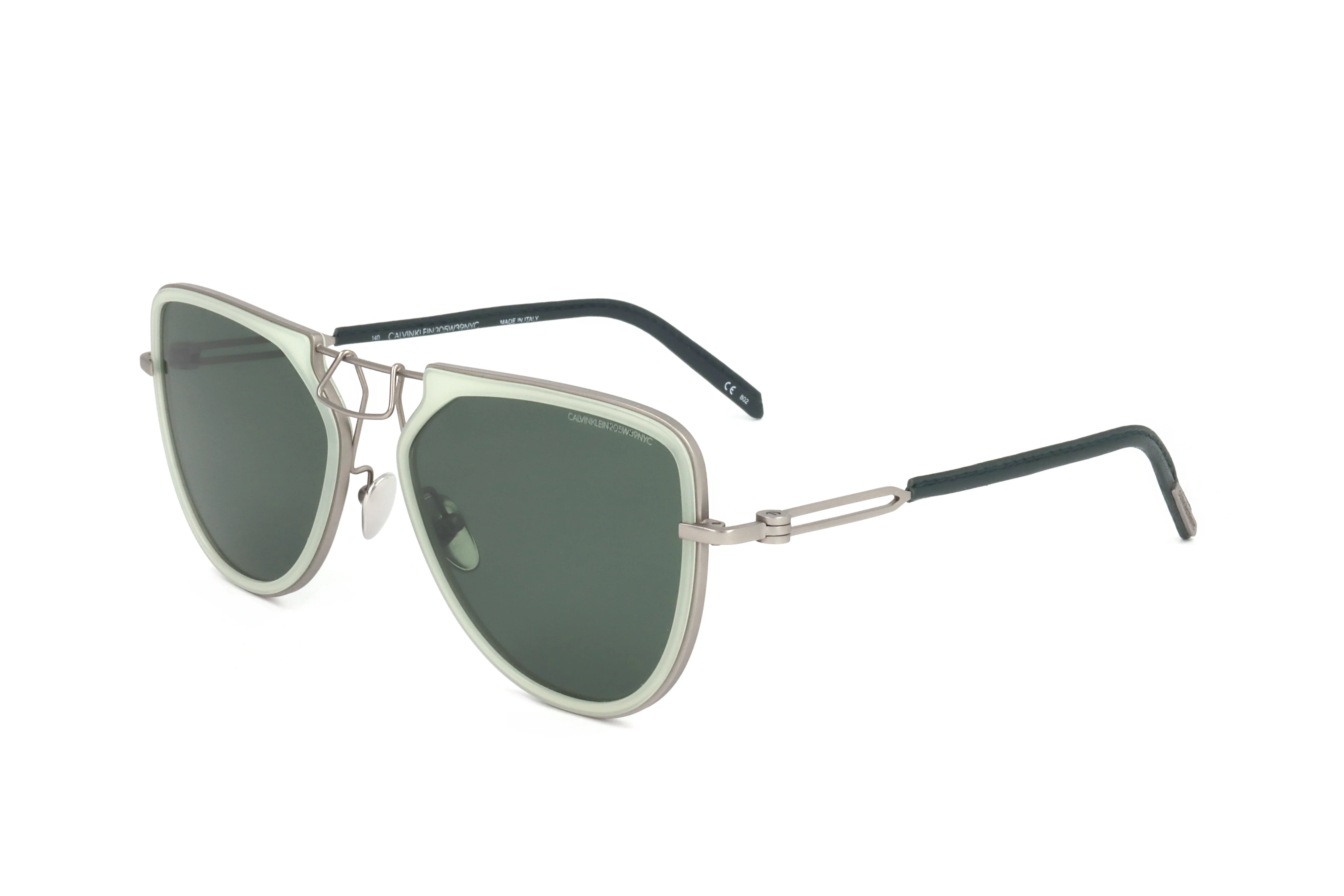 Classic 57 mm / Milky Light Green