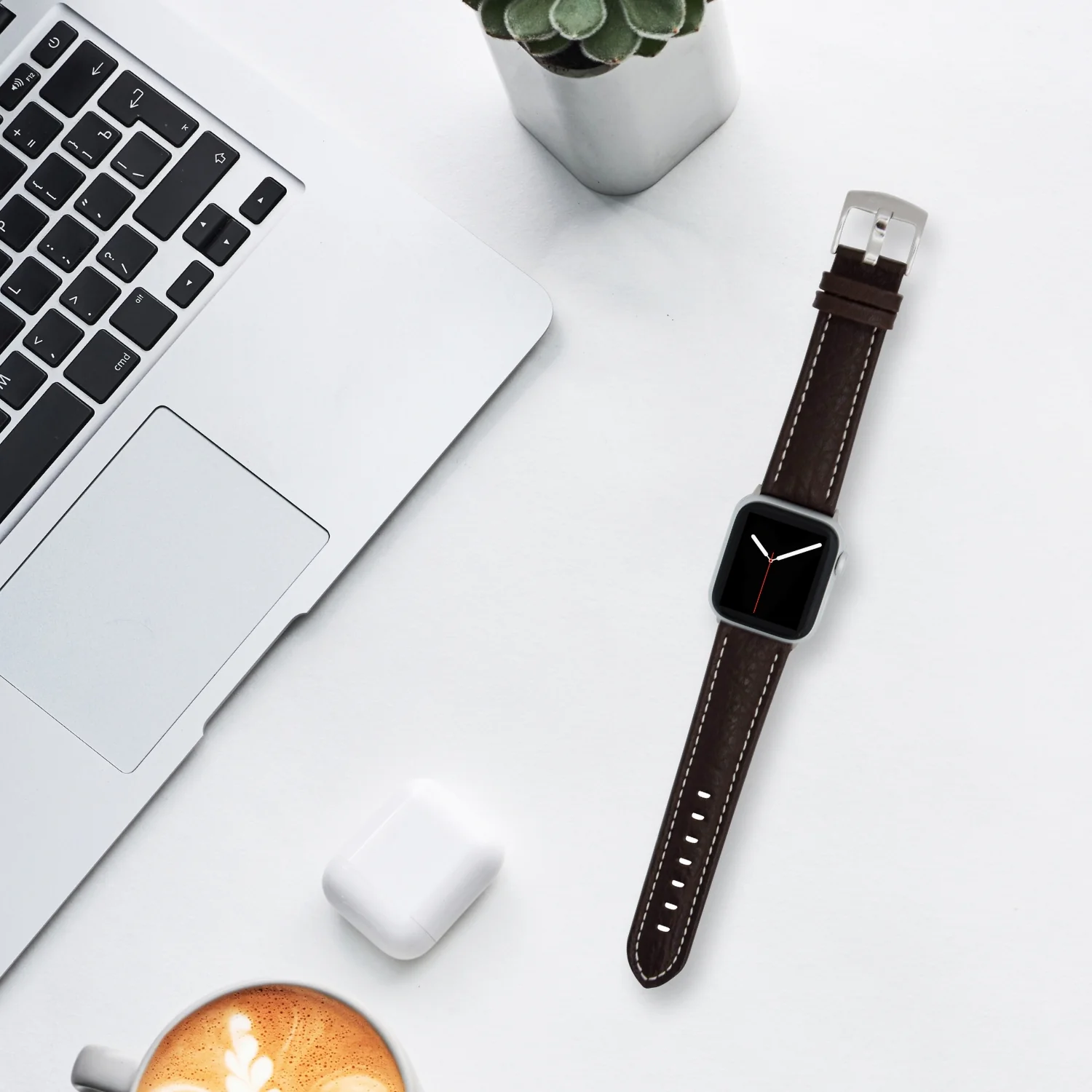 Classic Leather Buffalo Pattern Band with Stitch for Apple Watch Ultra & Series 8/7/6/5/4/3/2/1/SE Brown (42mm | 44mm | 45mm | 49mm) |  Dial - Image 4
