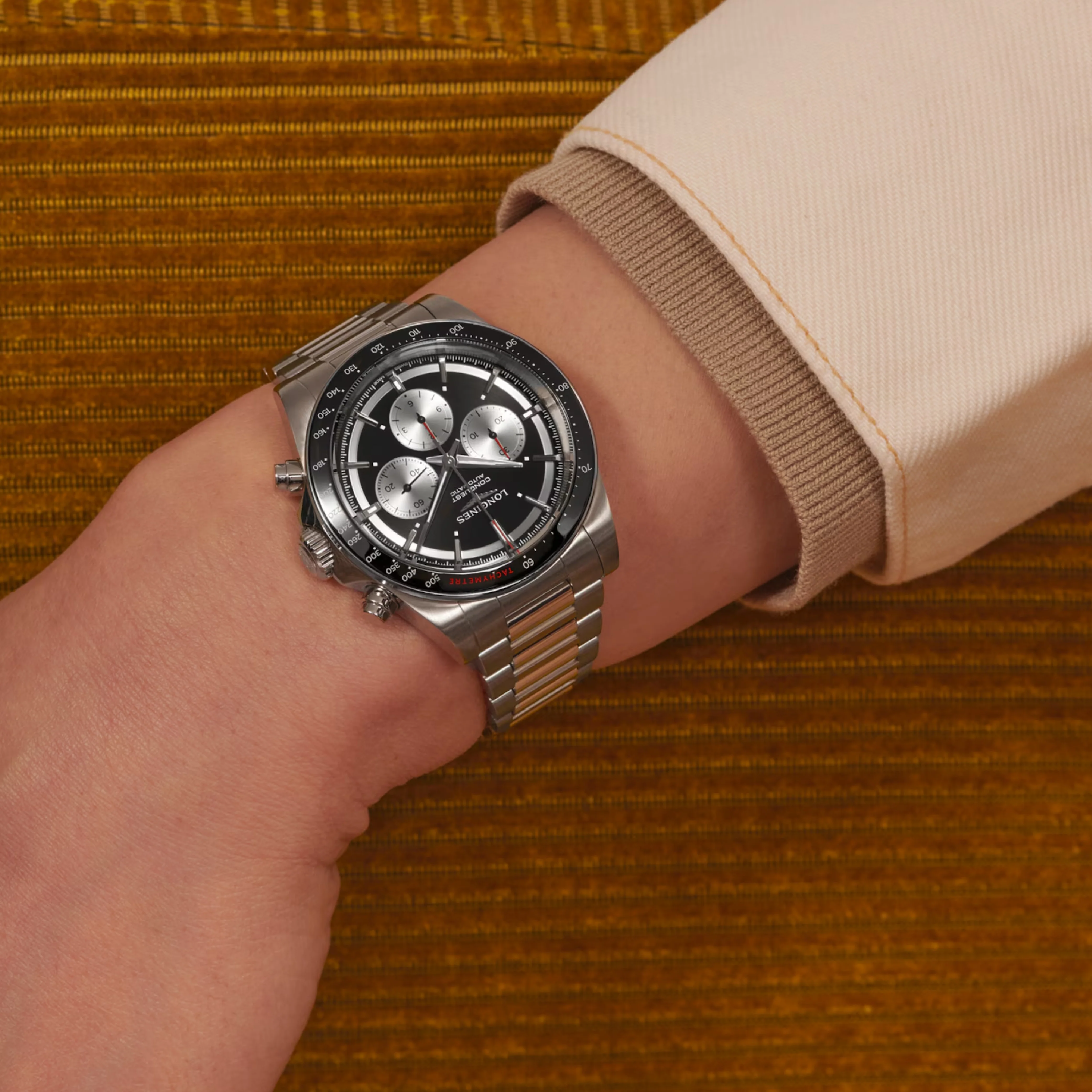 Conquest Chronograph Black / Stainless Steel | Black Dial - Image 3