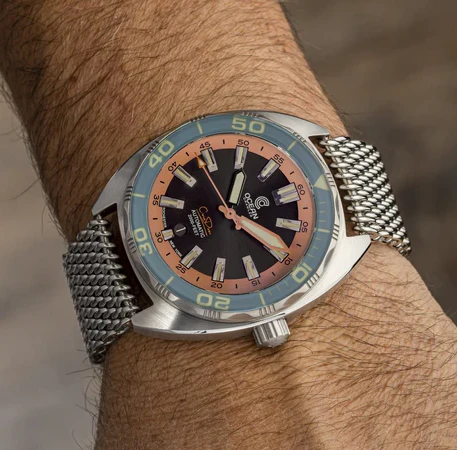 Core Diver V3 Aqua / Pink | Green Dial - Image 3