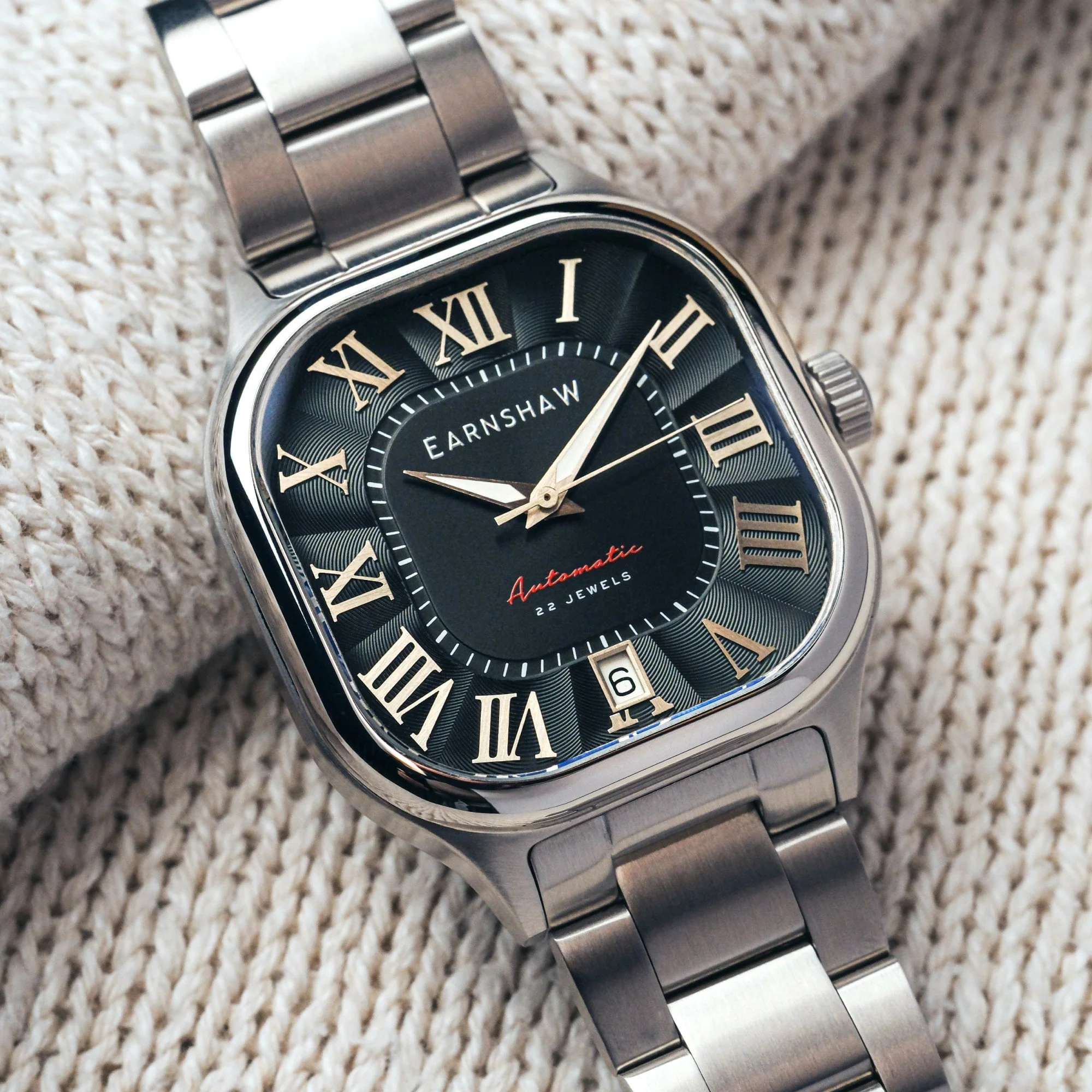 Coussin Automatic Black / Stainless Steel | Black Dial - Image 3
