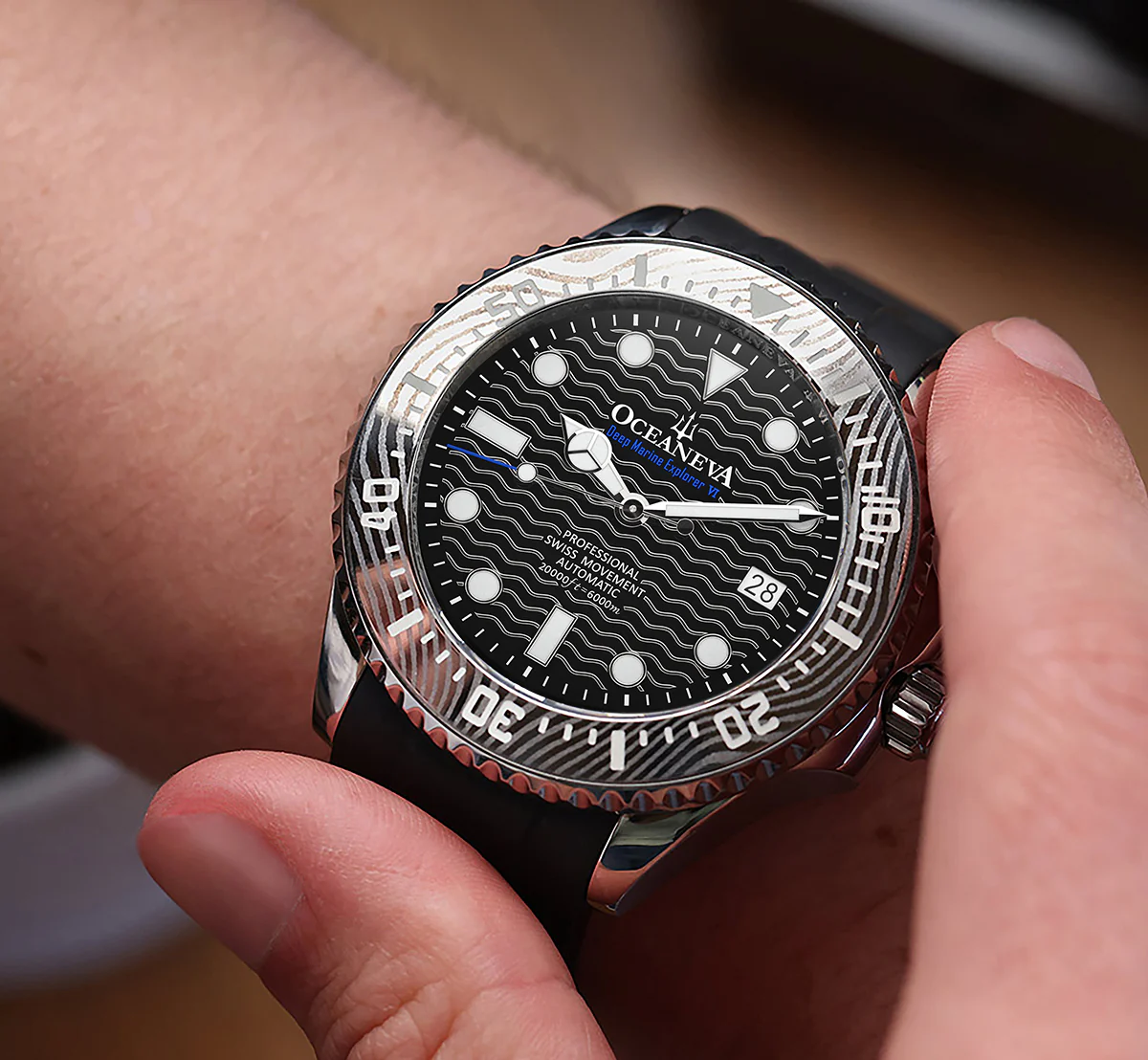 Deep Marine Explorer VI 6000m Grade 5 Titanium 6000m/BlackDial | Black Dial - Image 4