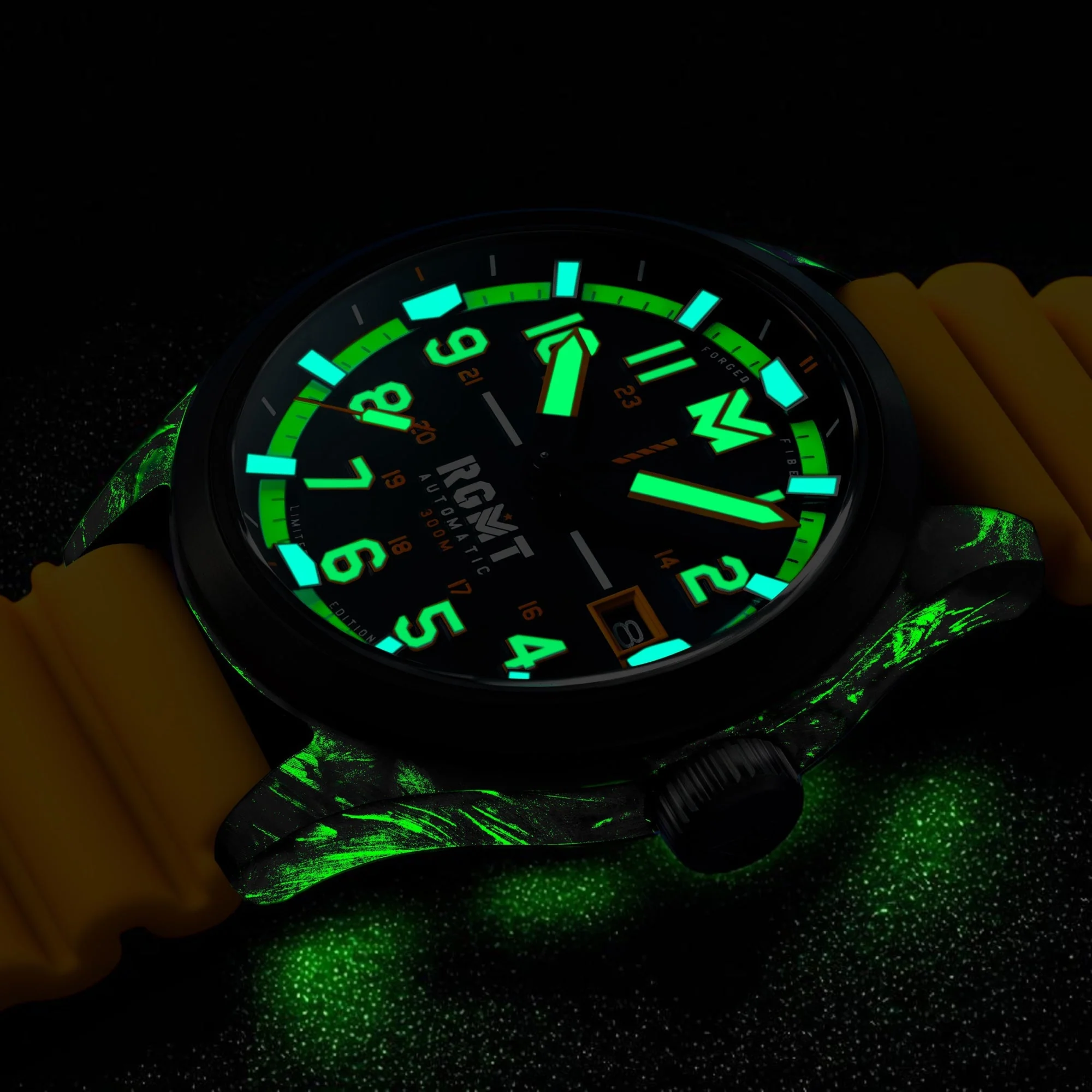 Defender Automatic Limited Edition Black / Silicone | Black Dial - Image 4