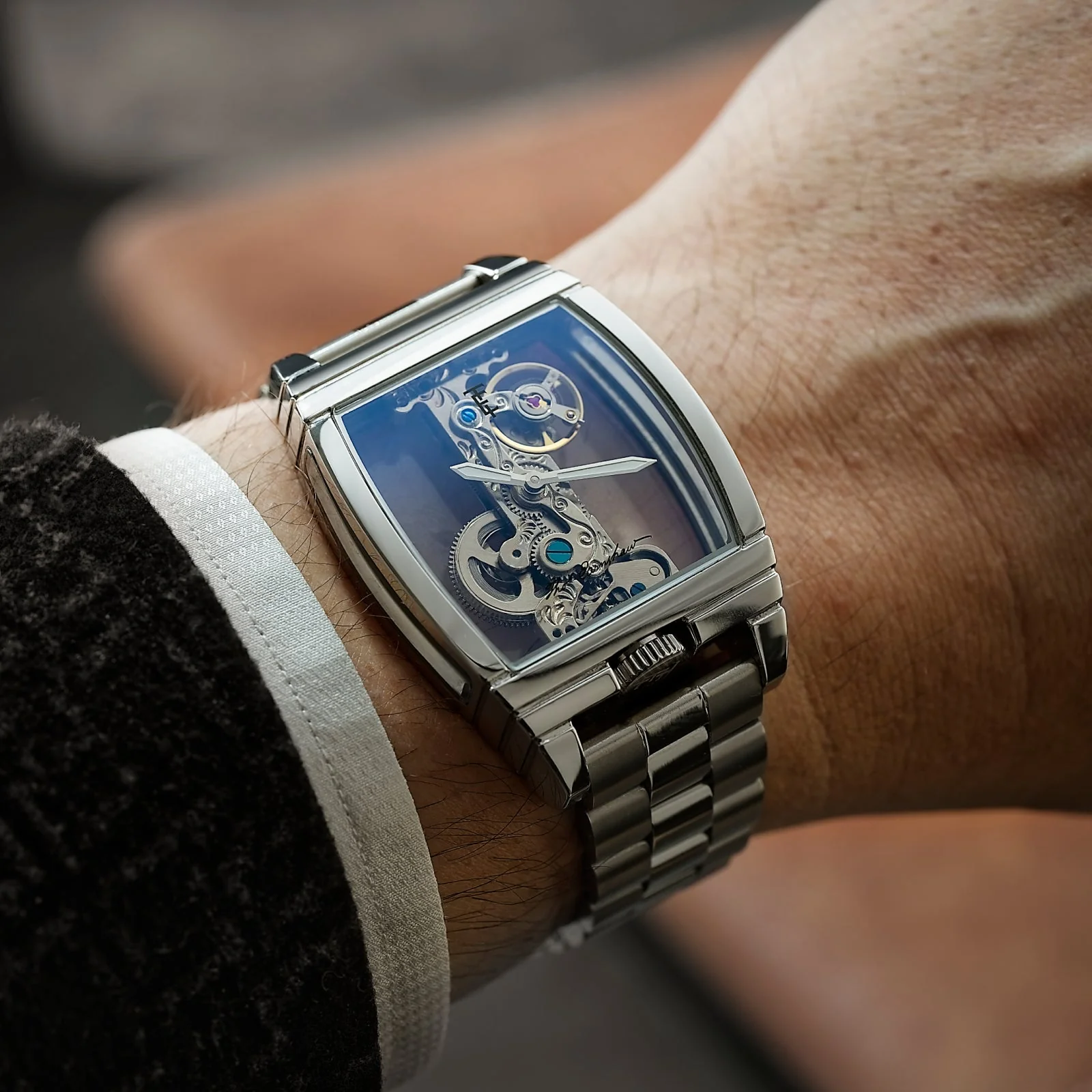 Discovery Wolver Bridge Mechanical Silver/ Stainless Steel | Transparent Dial - Image 2