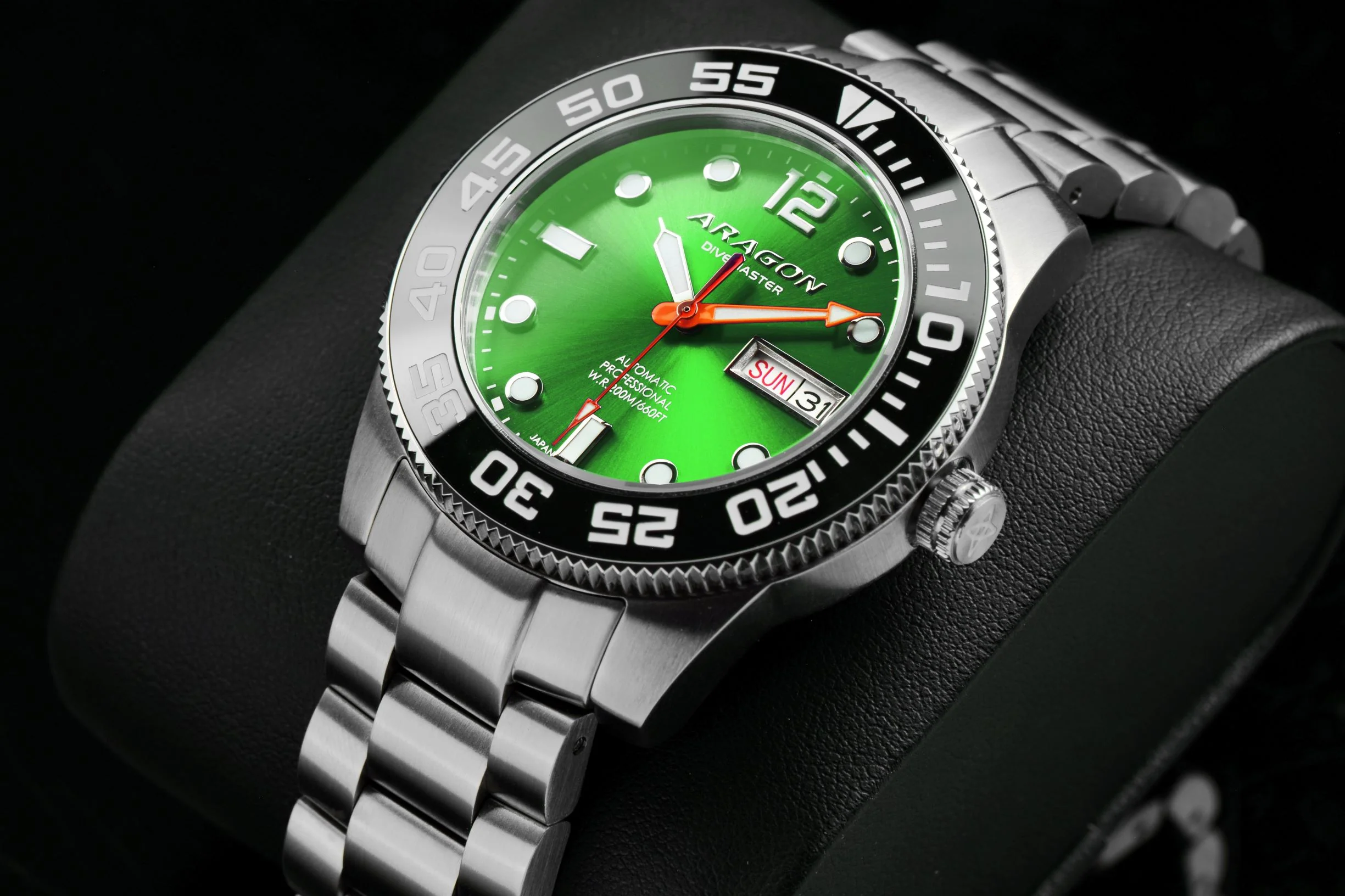 Divemaster 42 NH36 Automatic (Bracelet) Lime Green Dial | Lime Green Dial Dial - Image 3