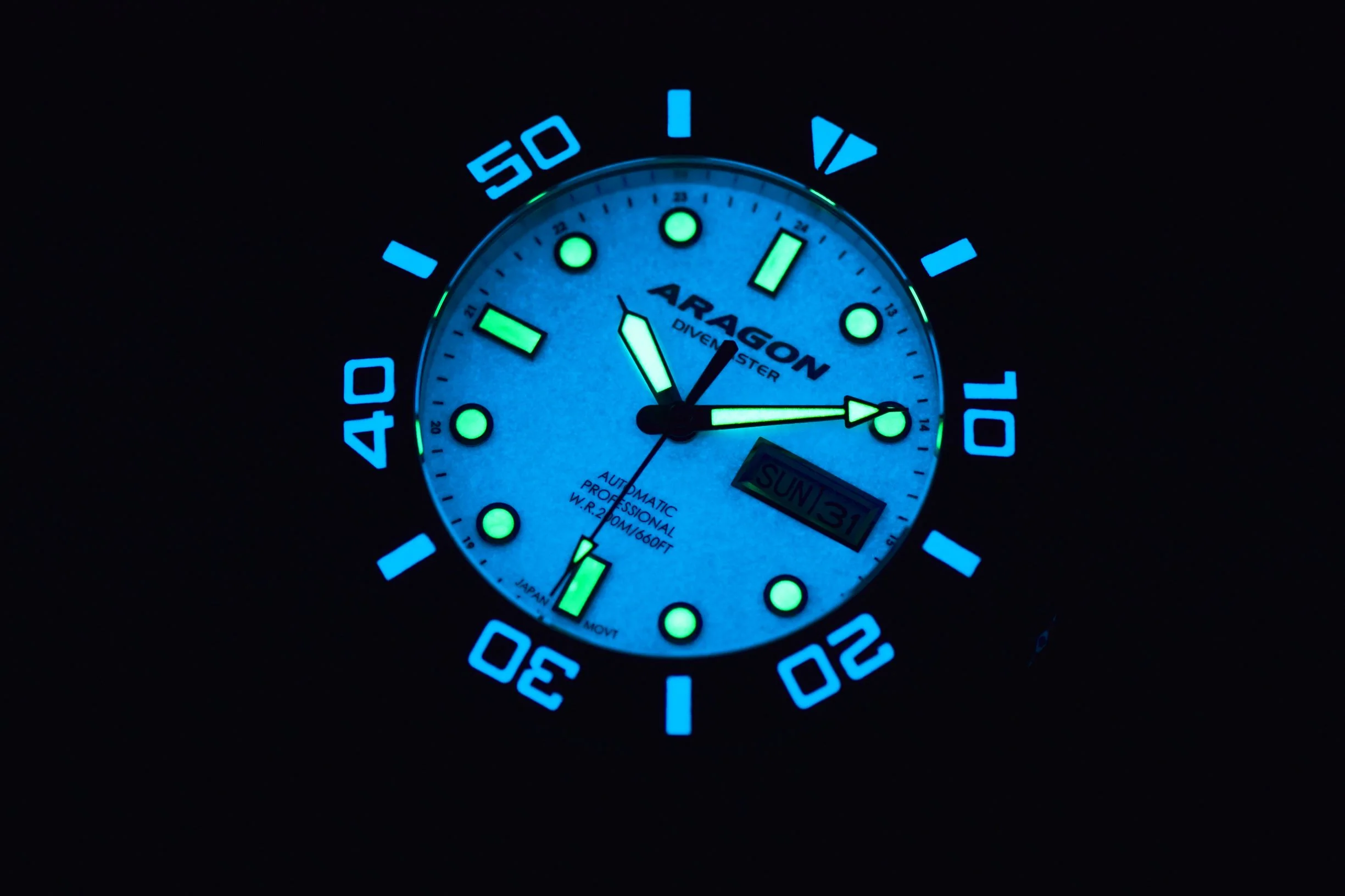 Divemaster 42 NH36 Automatic White Lume Dial | White Lume Dial Dial - Image 4