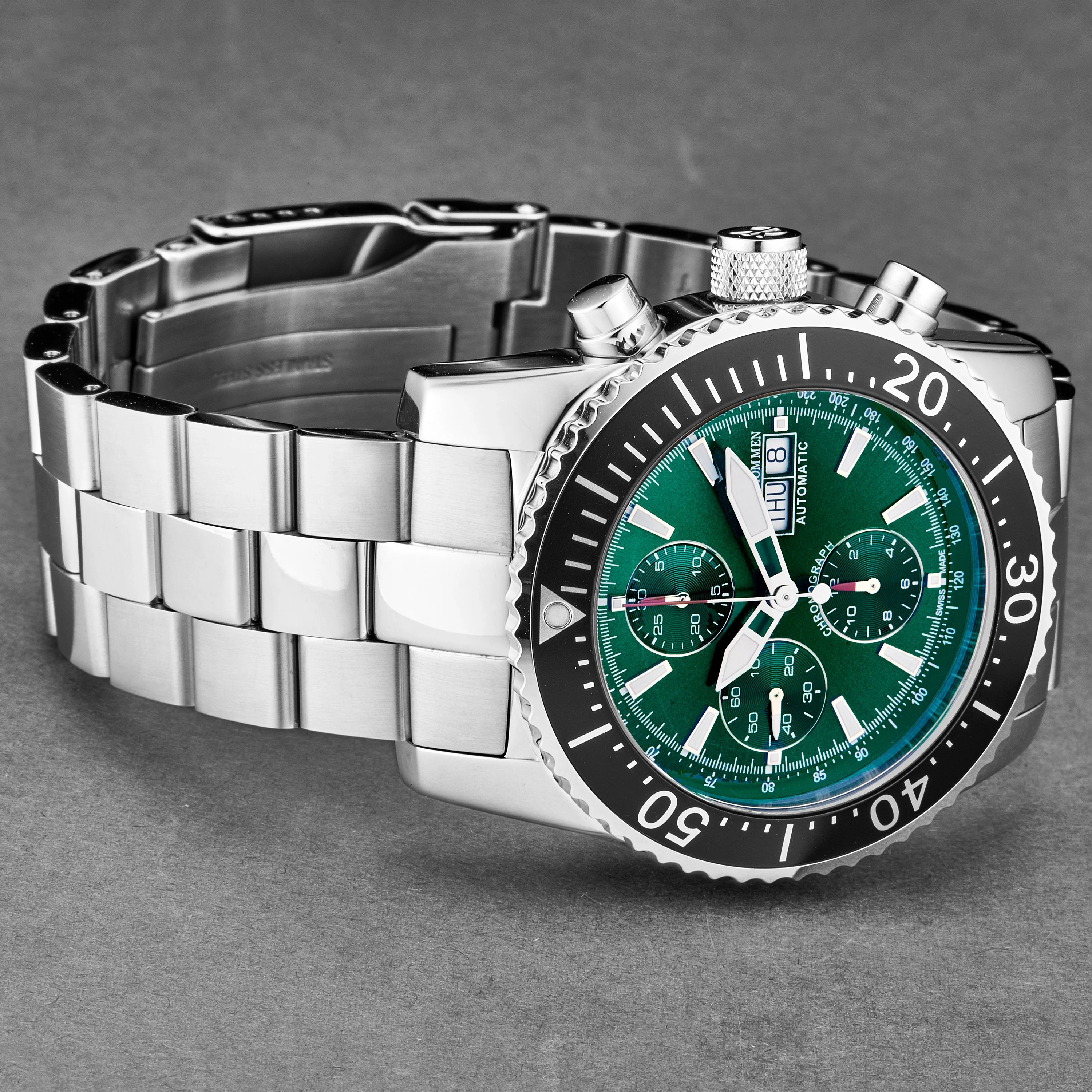 Diver 17030.6122 / Green | Green Dial - Image 2