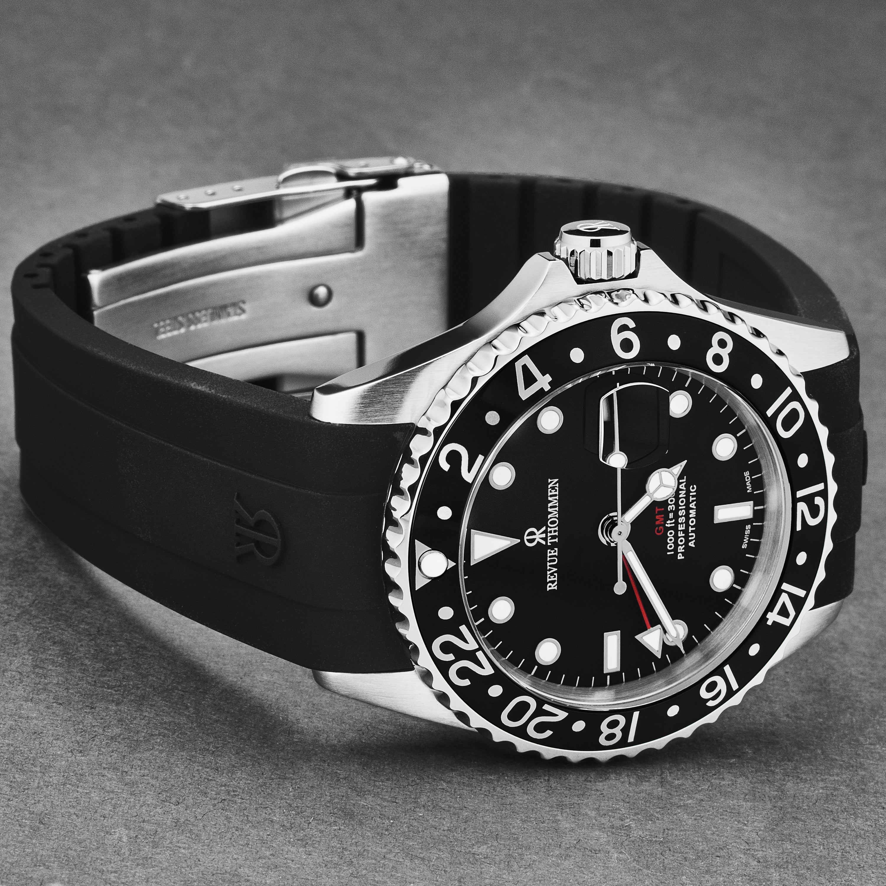 Diver 17572.2837 / Black | Black Dial - Image 2