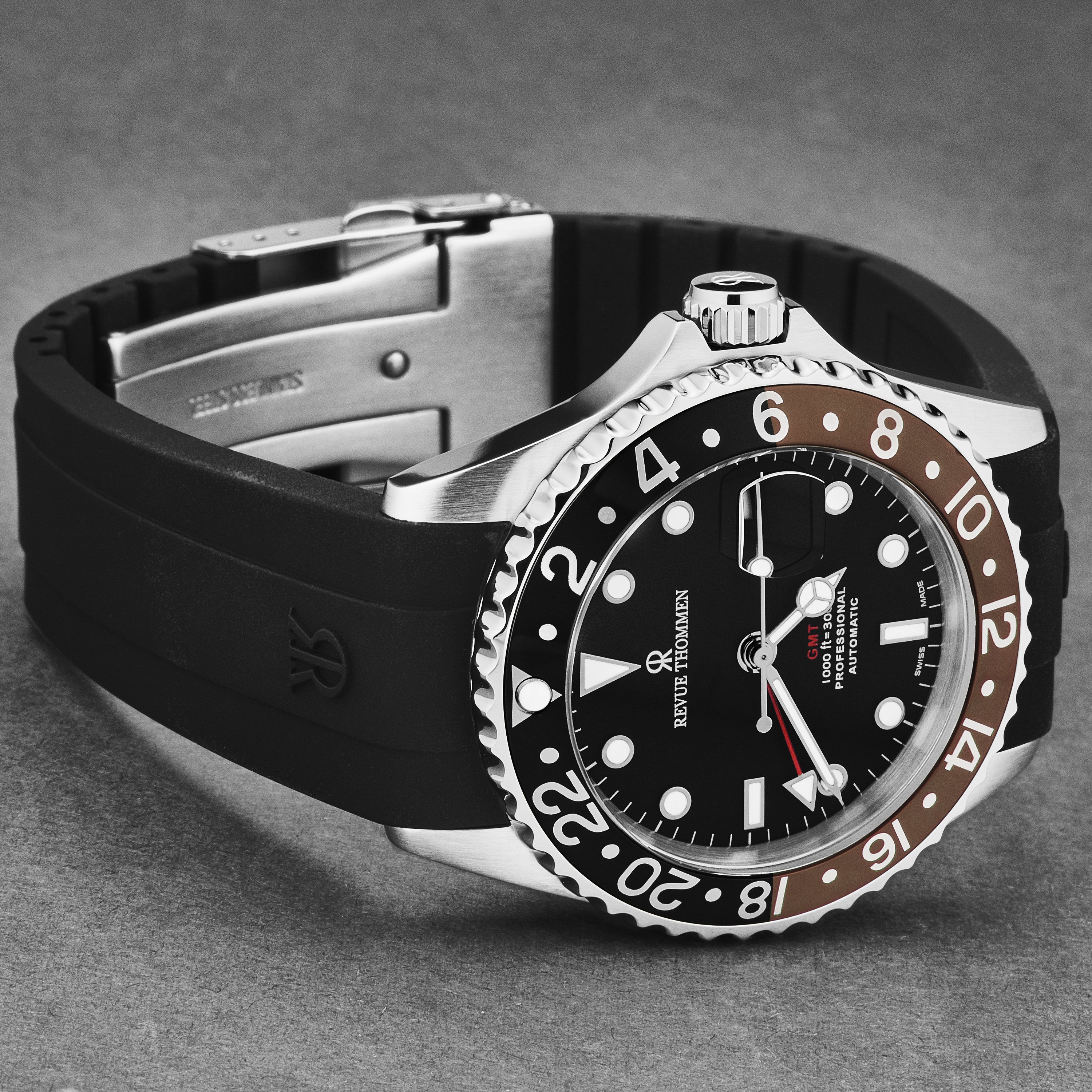Diver 17572.2839 / Black | Black Dial - Image 2