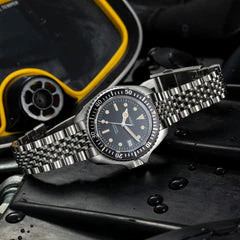 Diver 200M Automatic Vintage Bracelet Diving Watch | Black Dial - Image 3