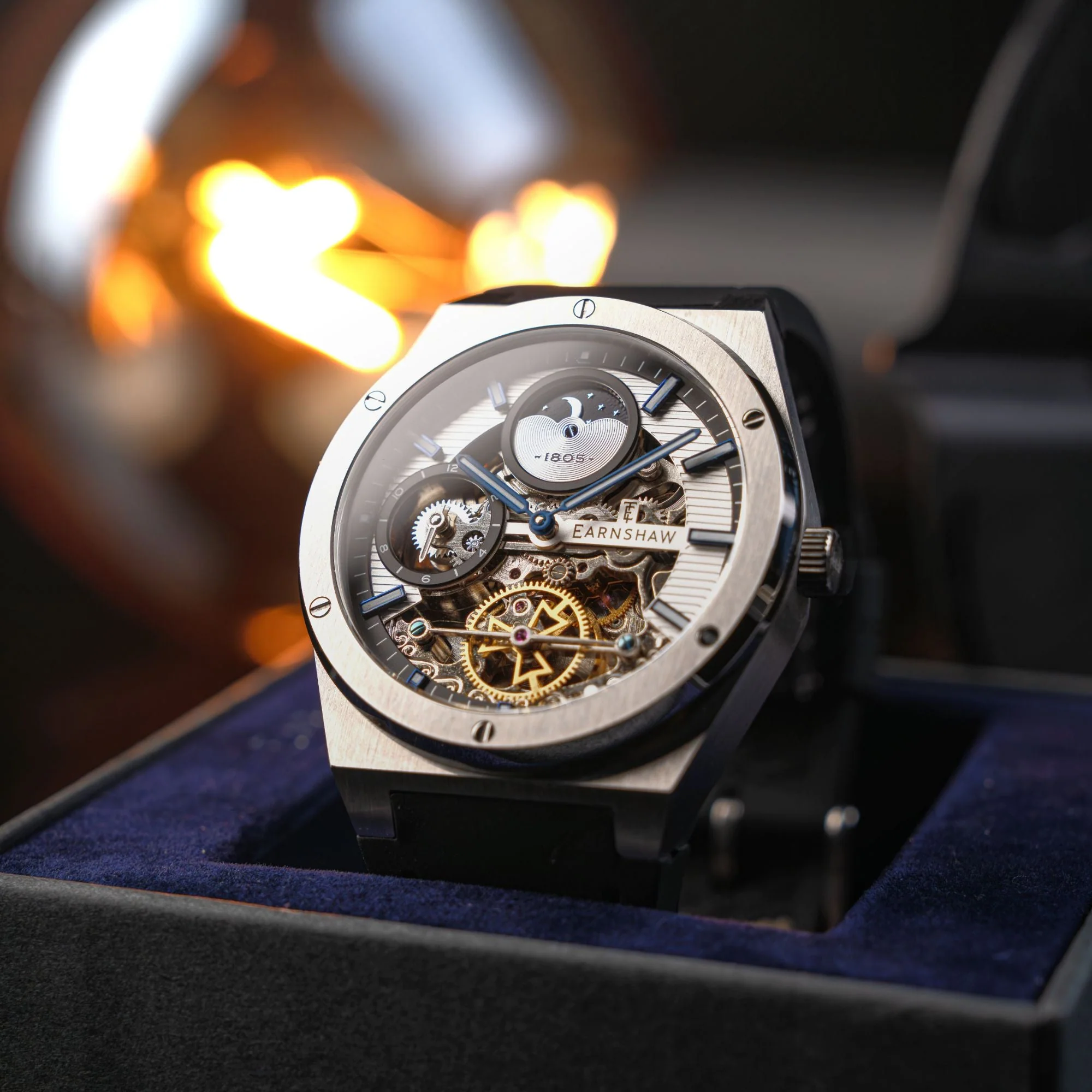 Drake Dual Time Automatic White / Black Silicone | White Dial - Image 4