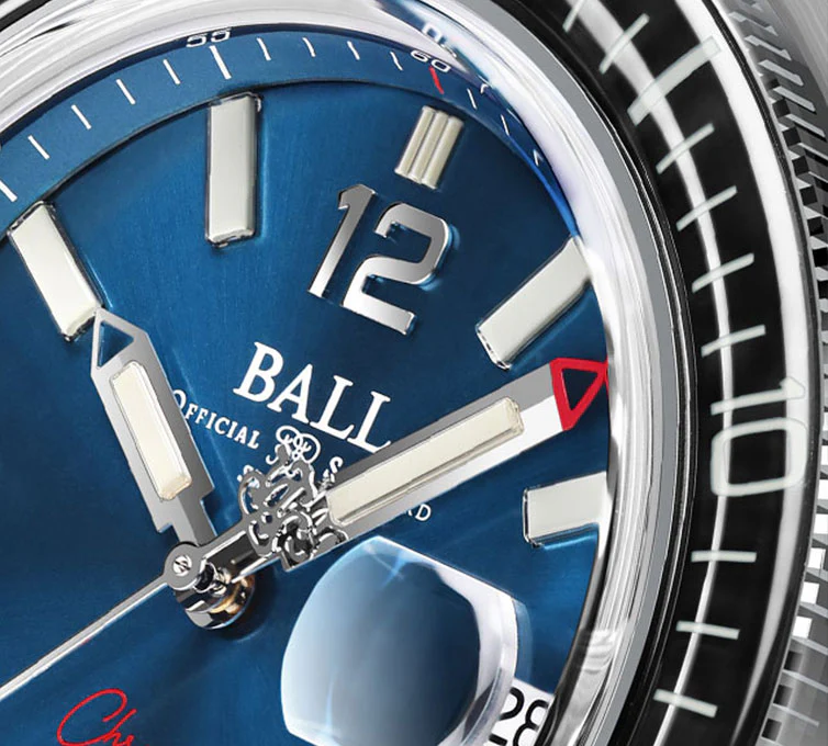 Engineer M Skindiver III Blue dial / Stainless Steel Bracelet | Blue Dial - Image 3