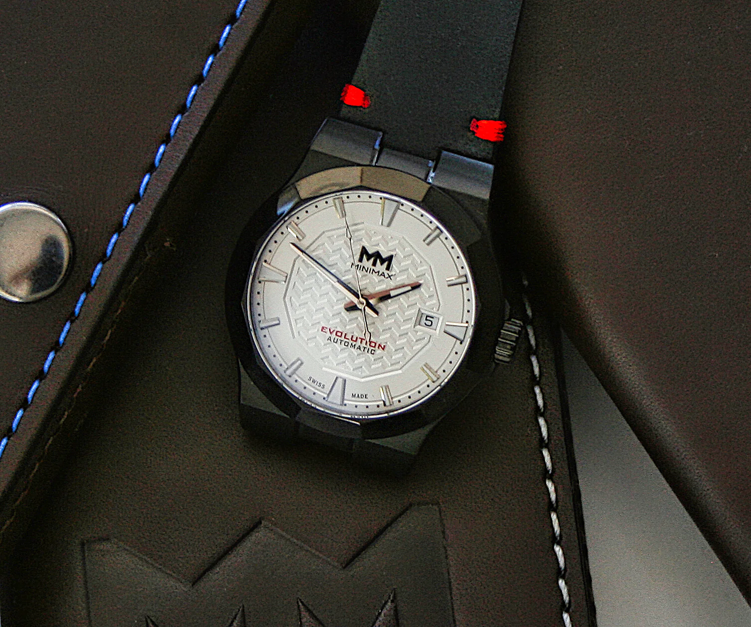 Evolution | White Dial - Image 4