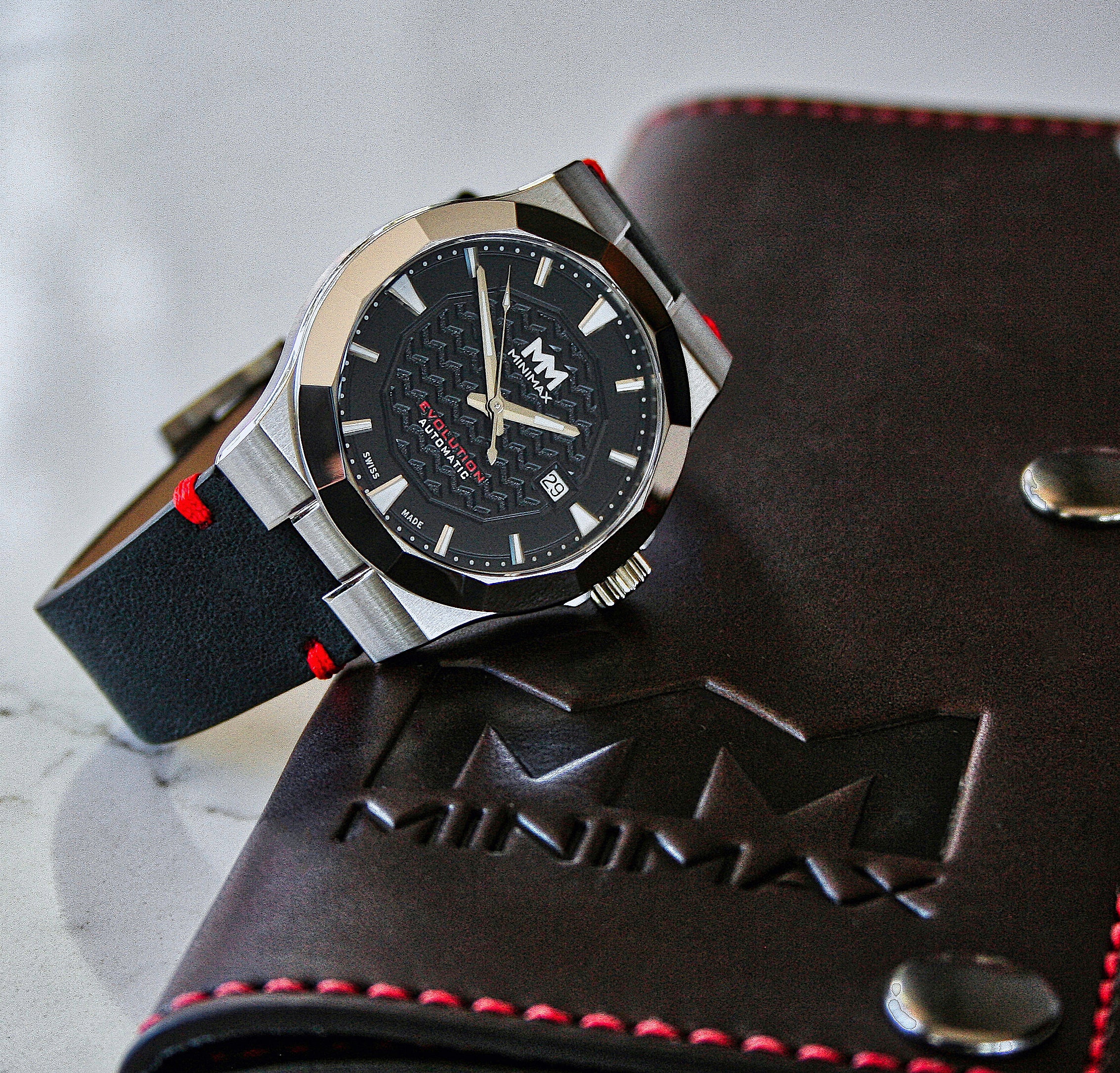 Evolution Black Dial - Image 2