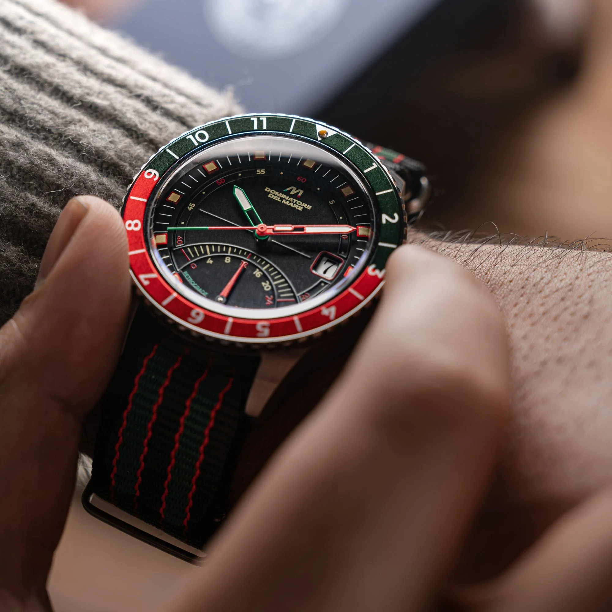Fano Retrograde Green & Red / Nylon Strap | Black Dial - Image 3